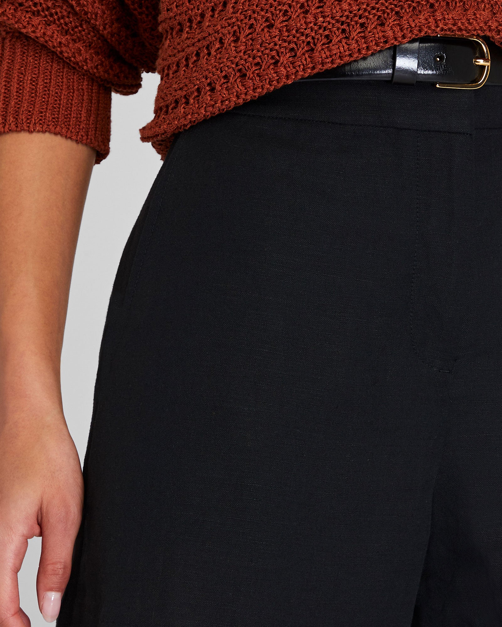 CLUB MONACO - Short raffiné à devant plat - Noir