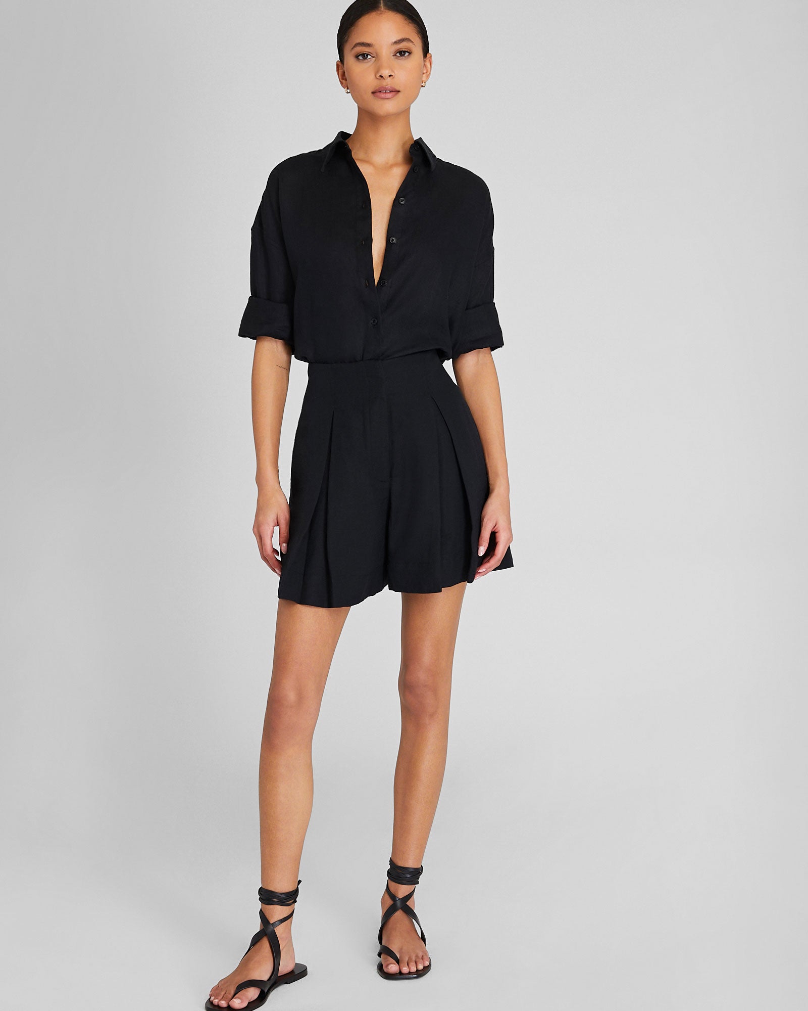 CLUB MONACO - Pleated Midi Short - Black