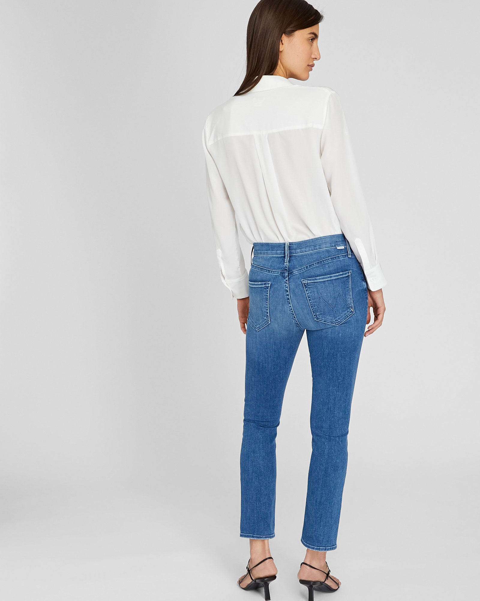 CLUB MONACO - MOTHER Mid Rise Dazzler Ankle Jeans - Denim