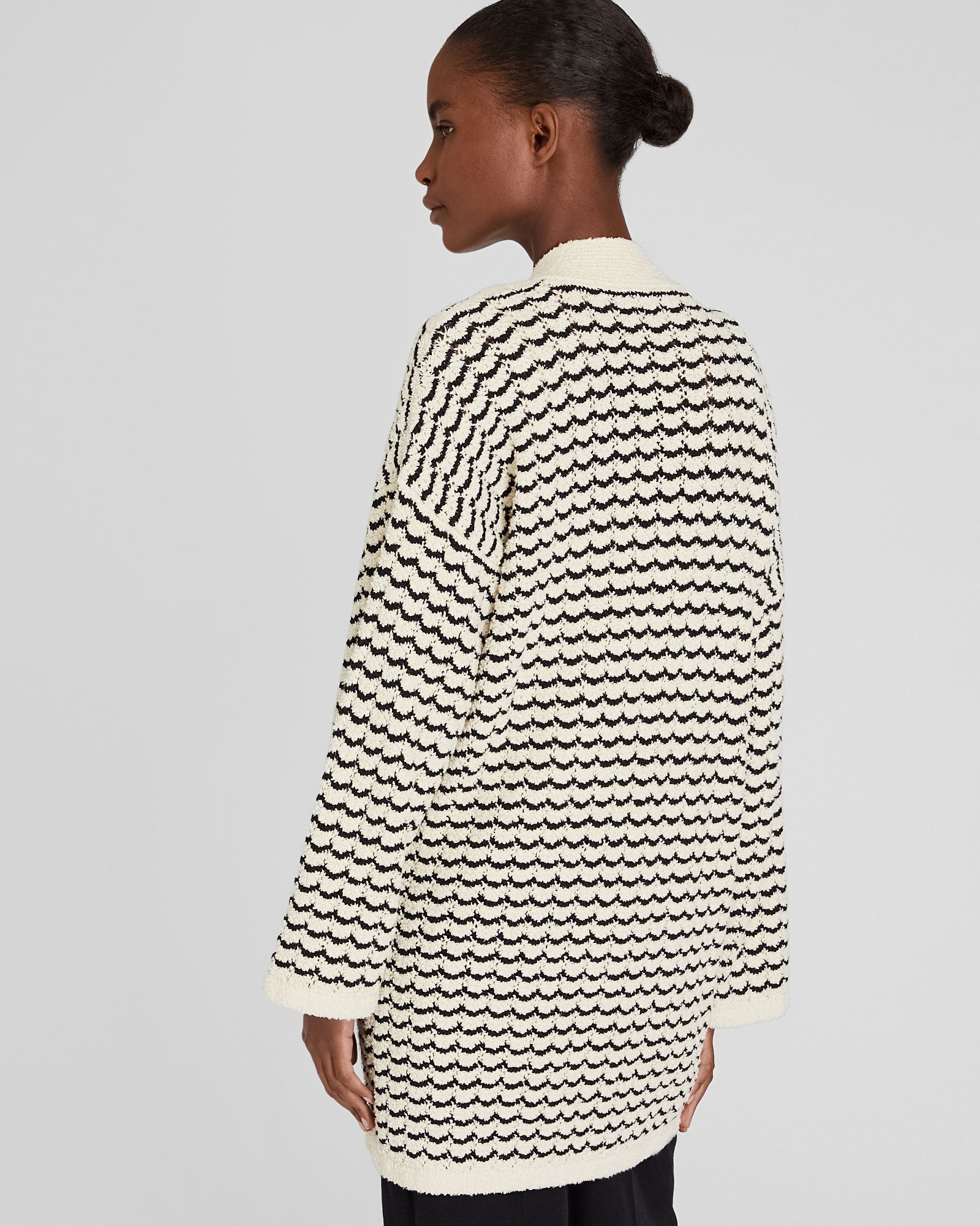 CLUB MONACO - Cardigan en maille bouclée - Mélange blax
