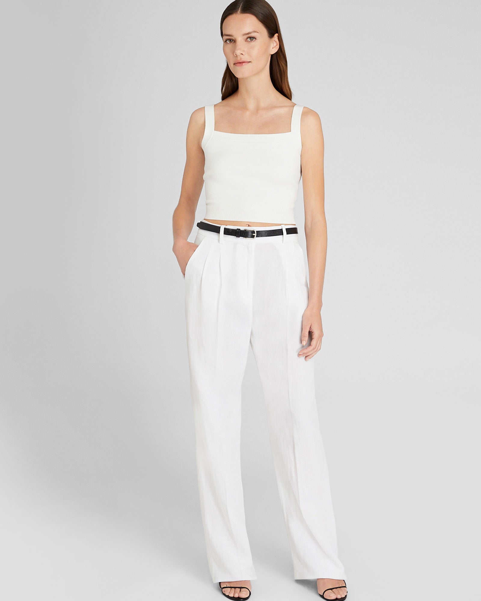 CLUB MONACO - Cropped Sweater Tank - White