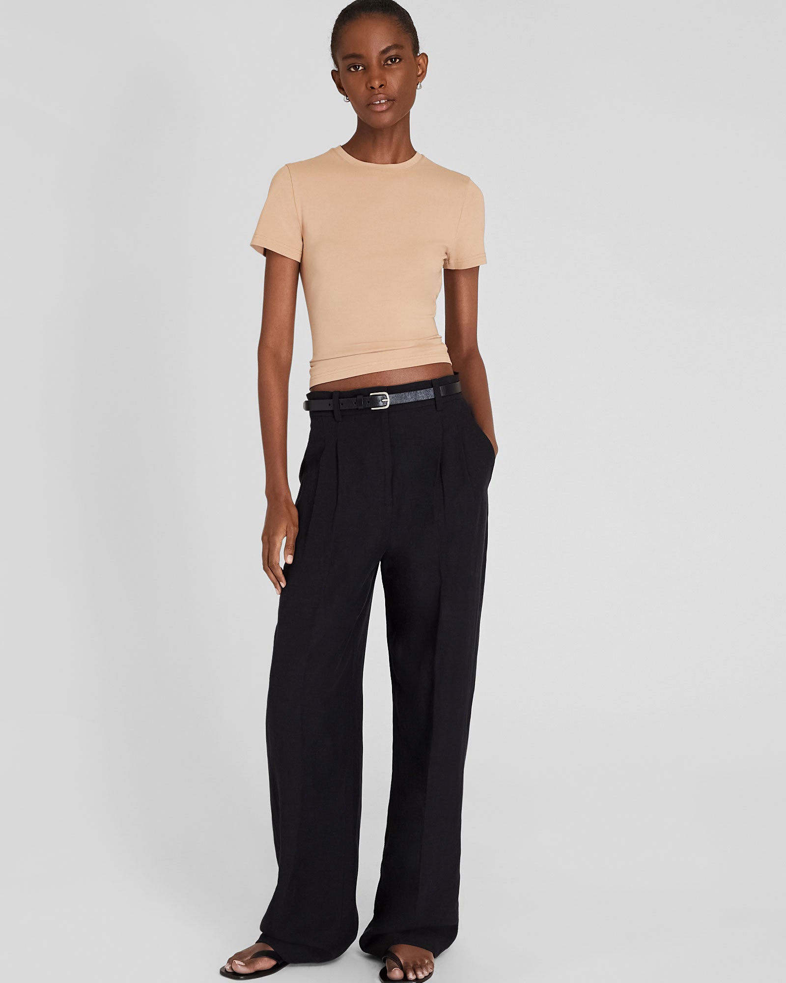 CLUB MONACO - Contour Tee - Beige