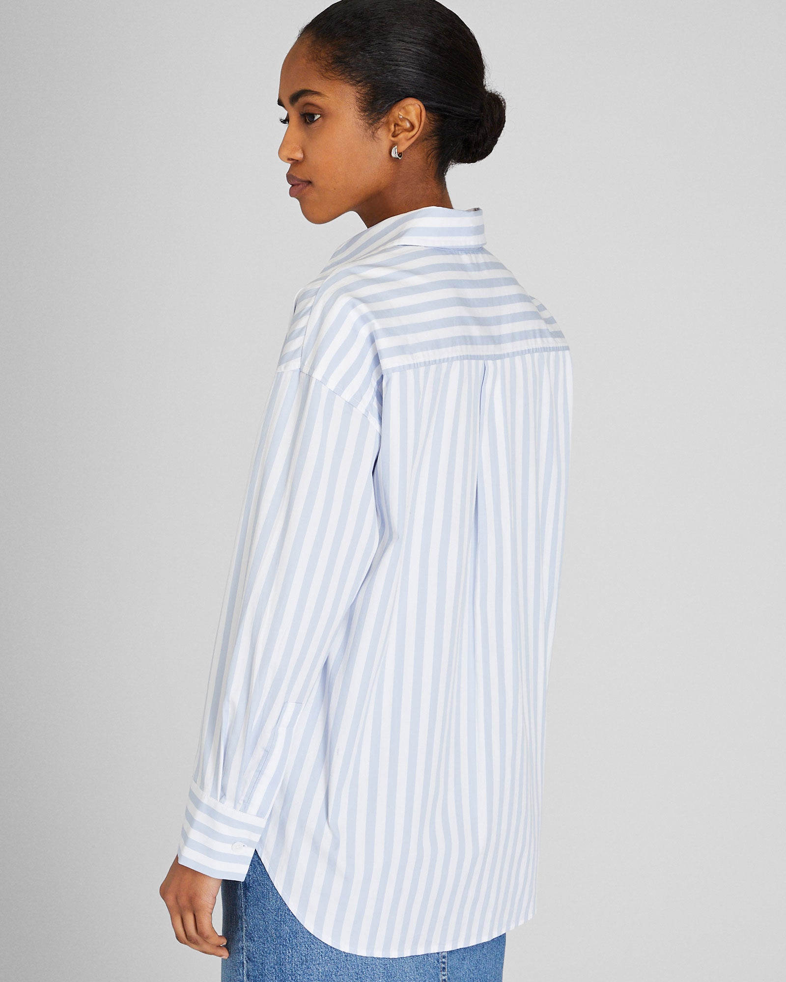 CLUB MONACO - Stripe Classic Button-Down Shirt - Blue White Stripe