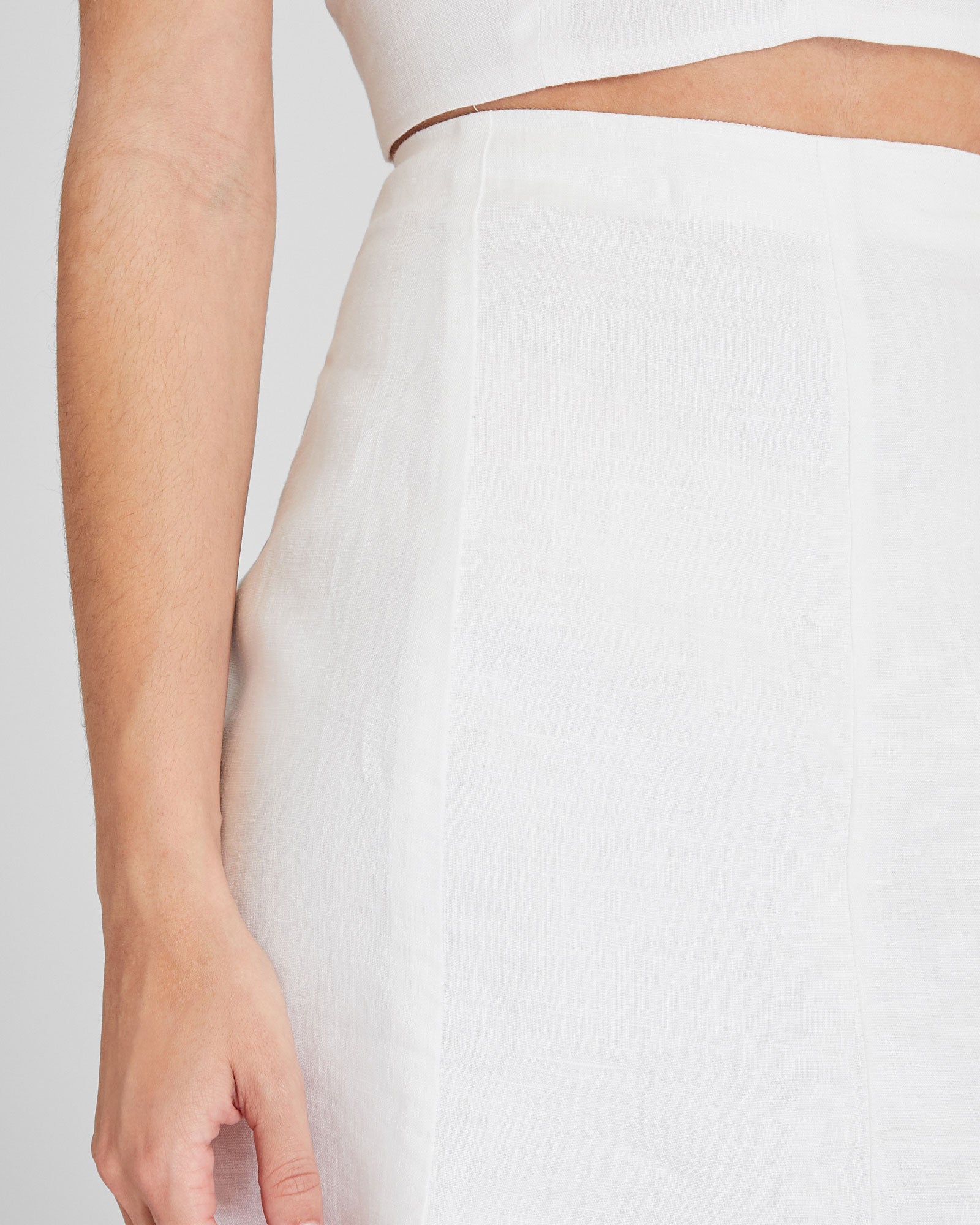 CLUB MONACO - Fluted Linen Skirt - Off White