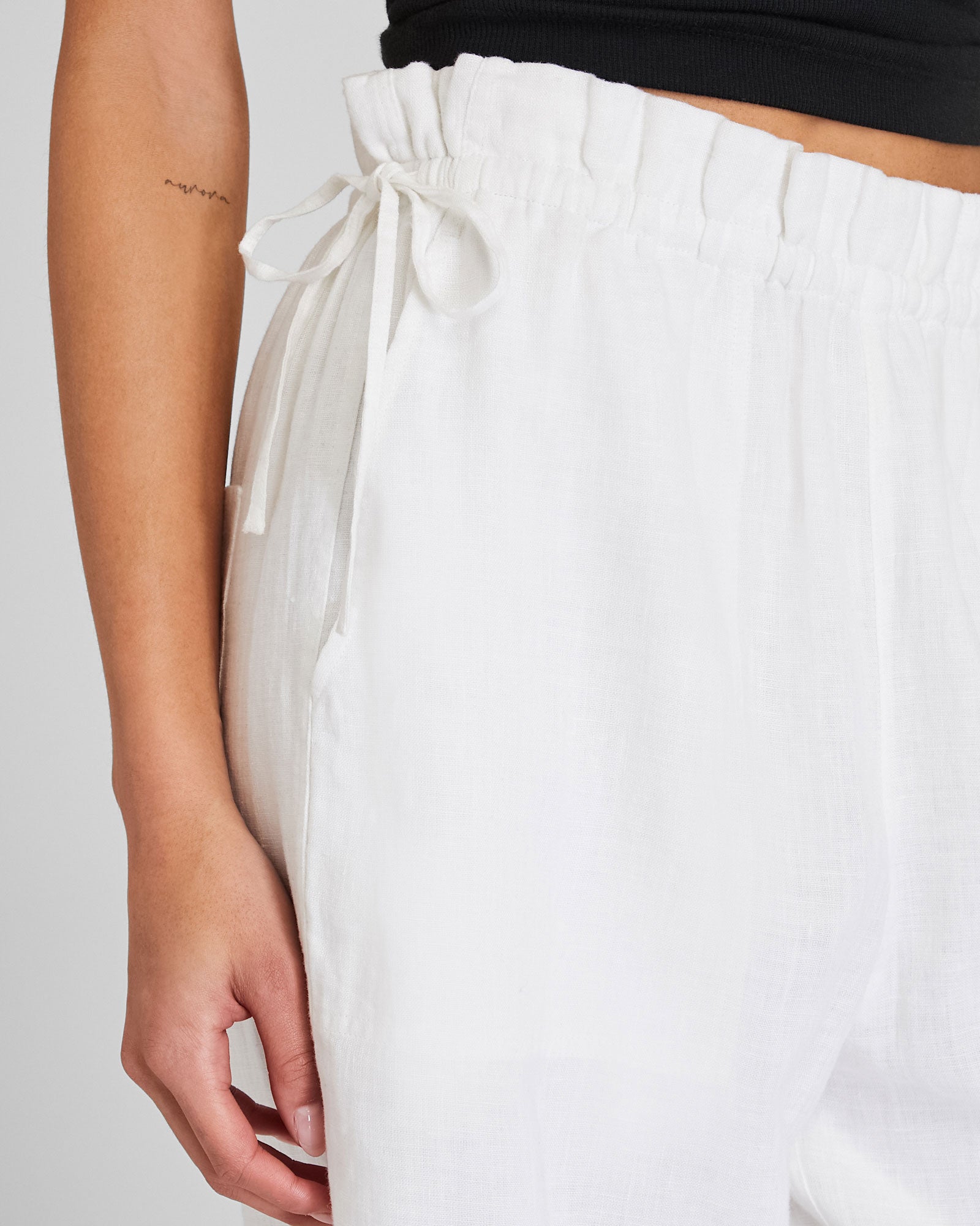 CLUB MONACO - Cropped Linen Side Tie Pant - White