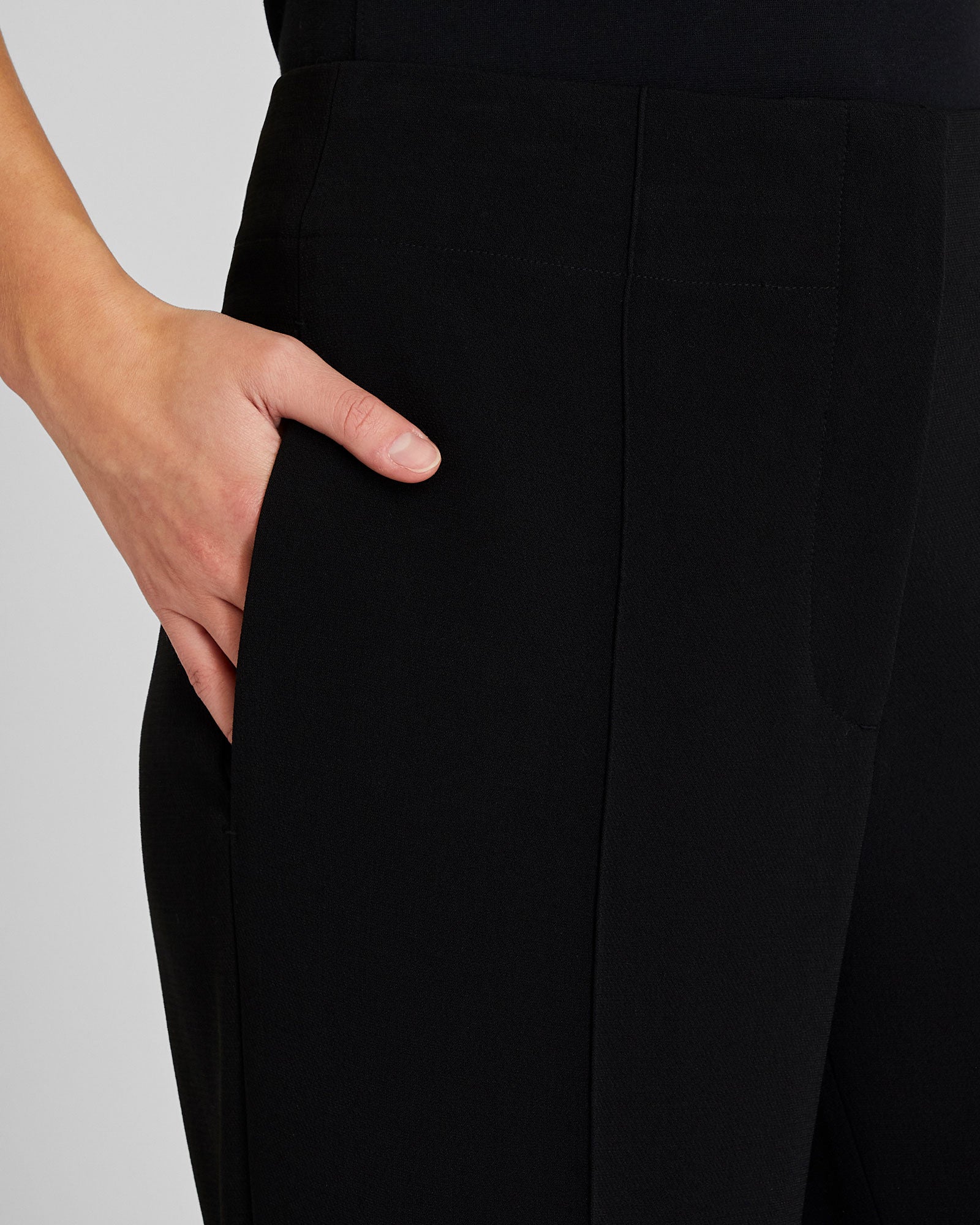 CLUB MONACO - High-Rise Fluid Crepe Trouser - Black