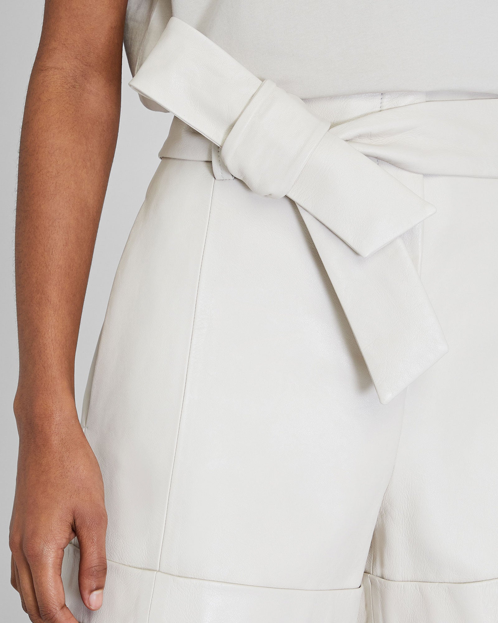 CLUB MONACO - Leather Tie Waist Short - Off White