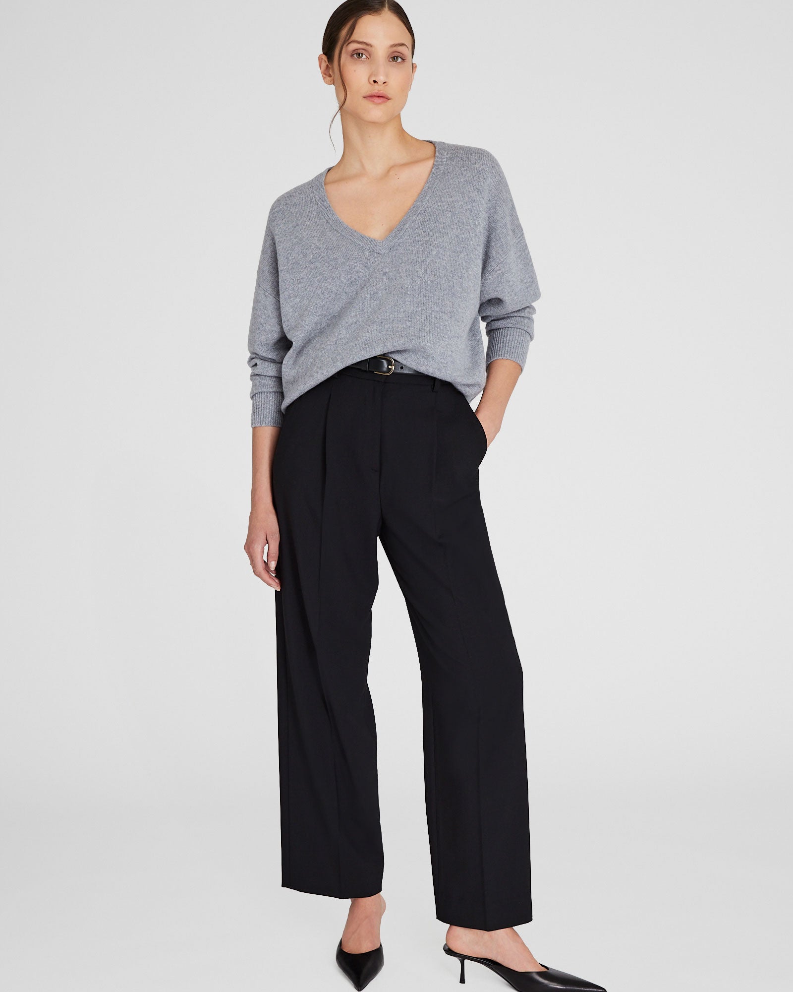 CLUB MONACO - Chandail à col en V en cachemire - Gris Chiné Moyen