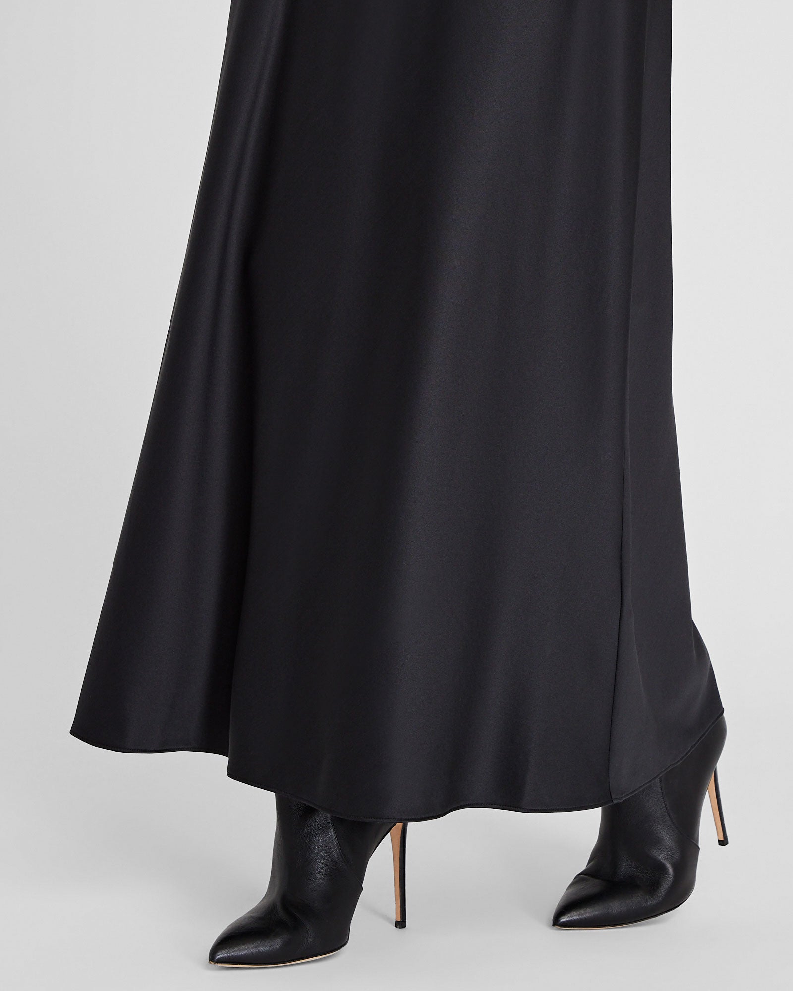 CLUB MONACO - Silk Charmeuse Maxi Skirt - Black