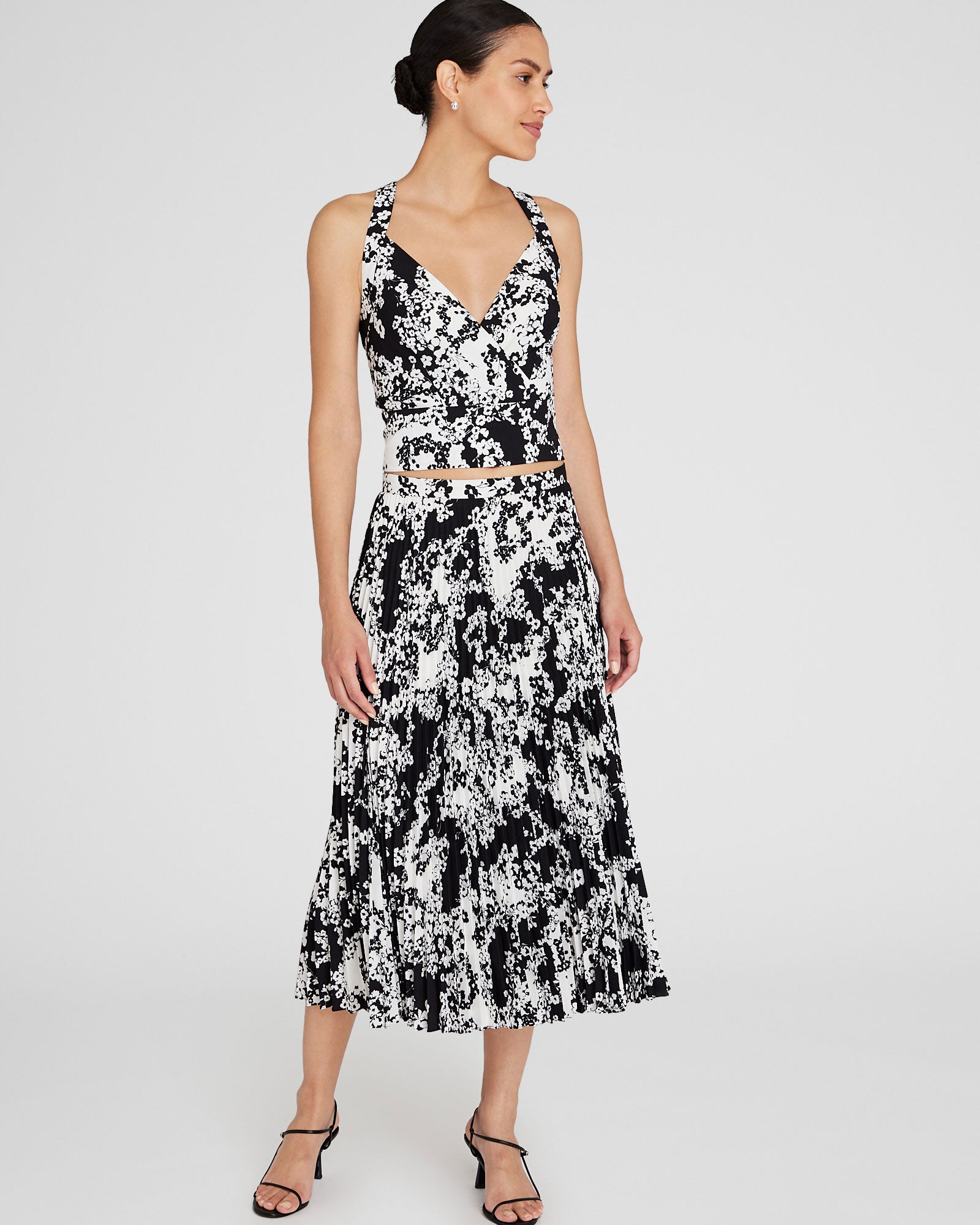 CLUB MONACO - Jupe midi plissée à imprimé floral - Noir
