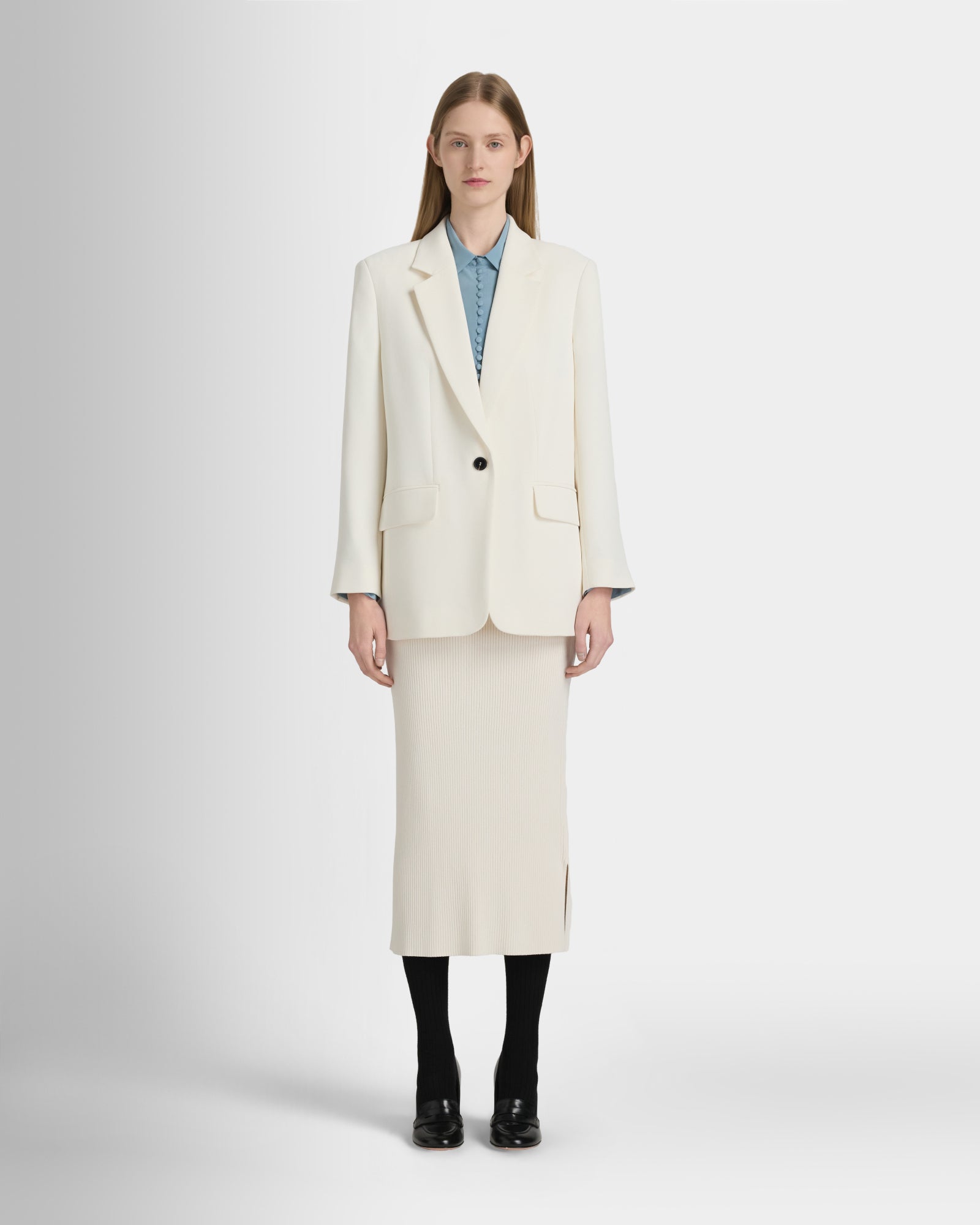 Club Monaco Corp, CA - Relaxed Crepe Blazer - Off White