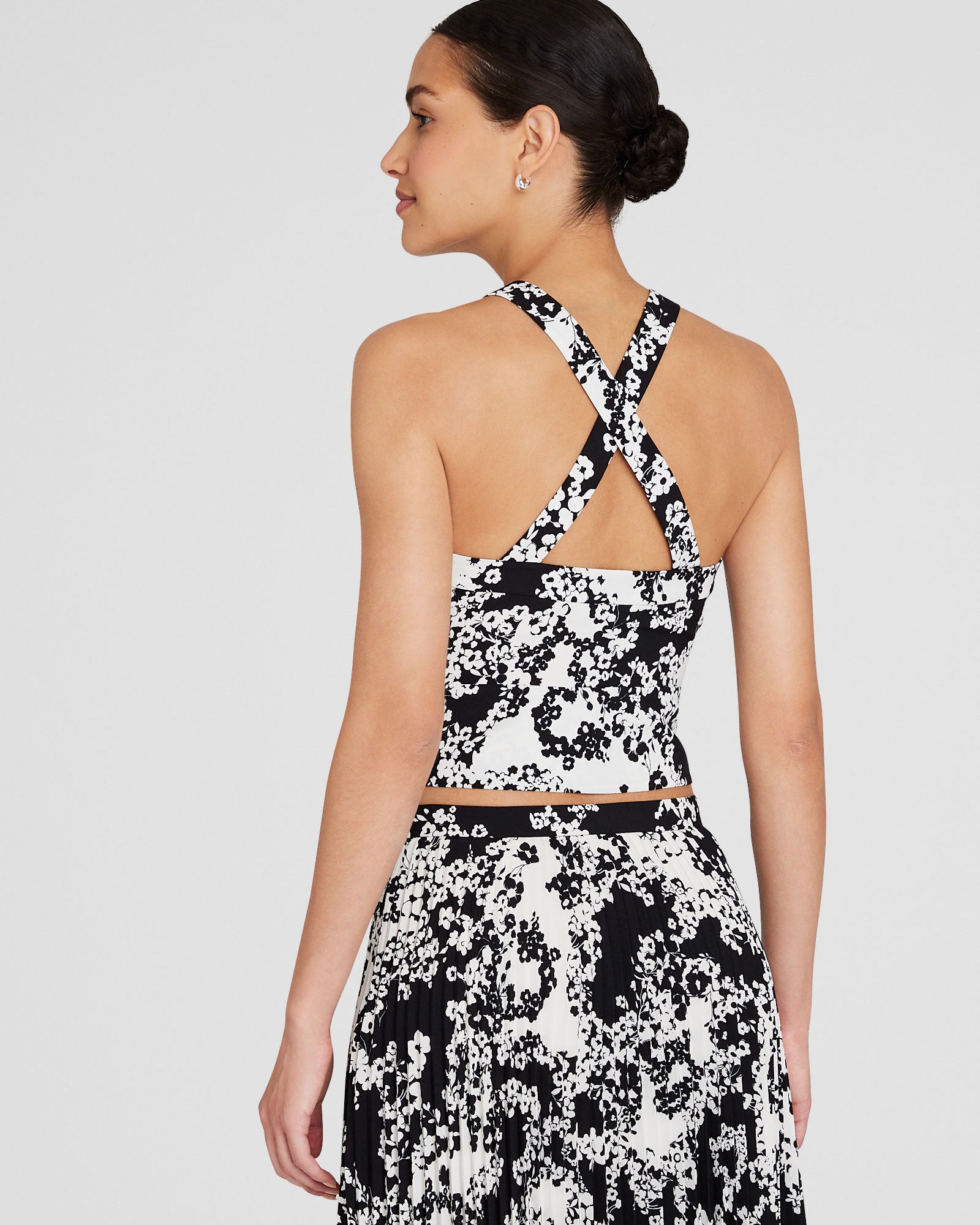 CLUB MONACO - Cross Strap Top - Black