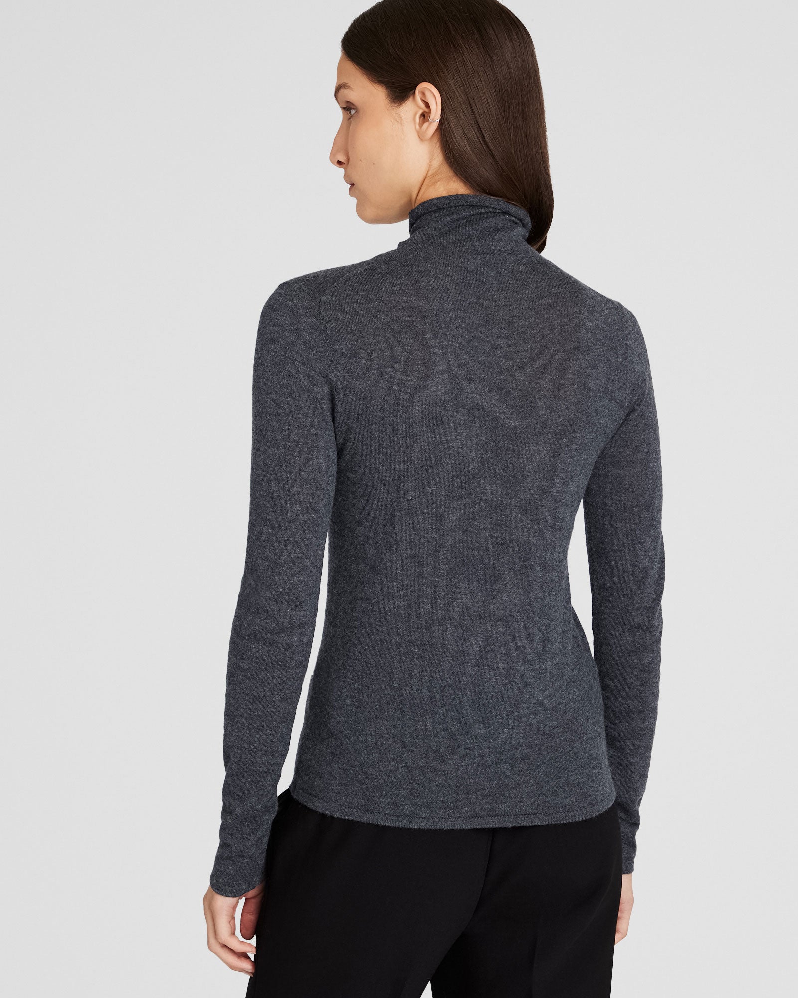 CLUB MONACO - Col roulé ajusté en cachemire - Gris chiné foncé
