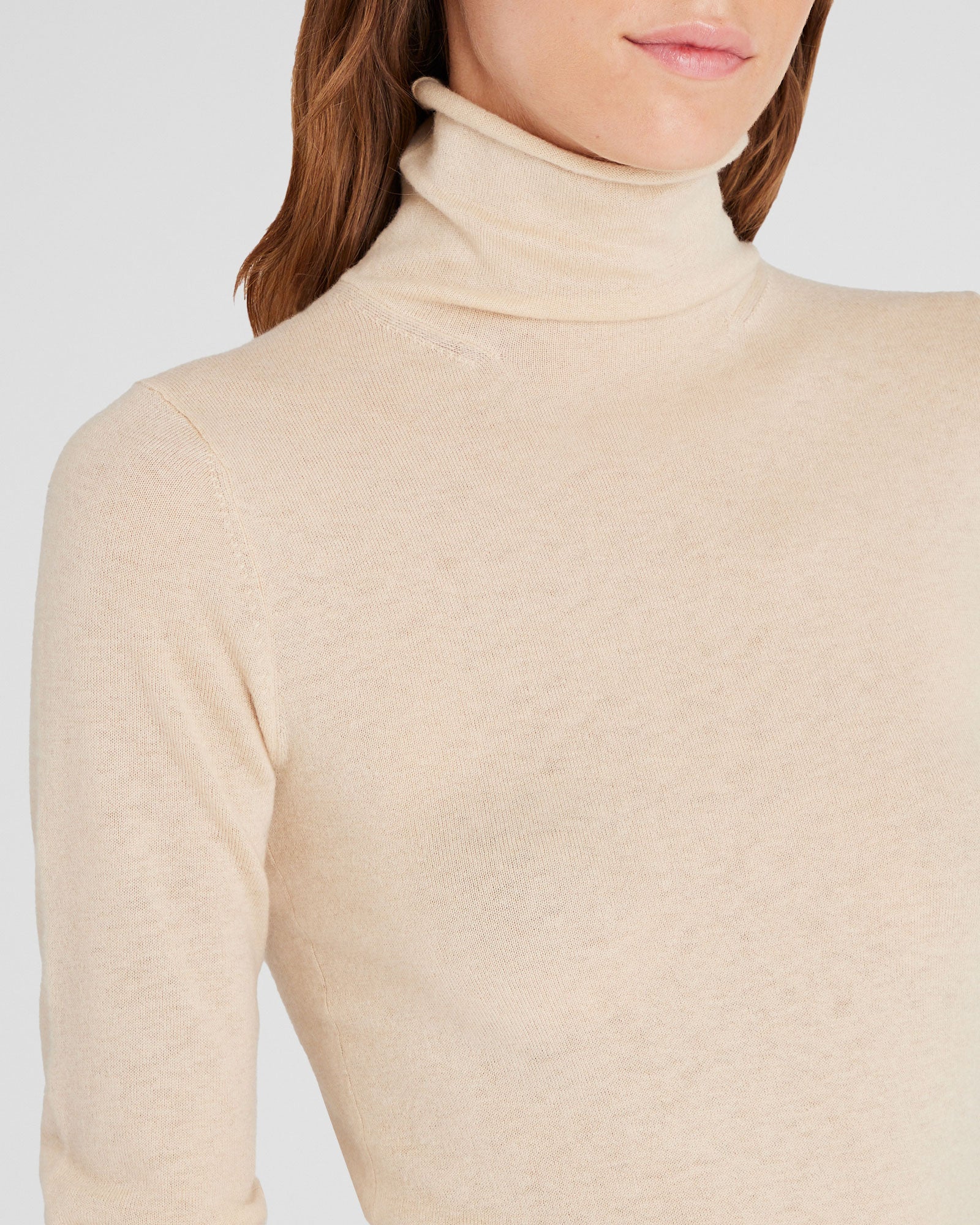 CLUB MONACO - Cashmere Slim Turtleneck - Camel