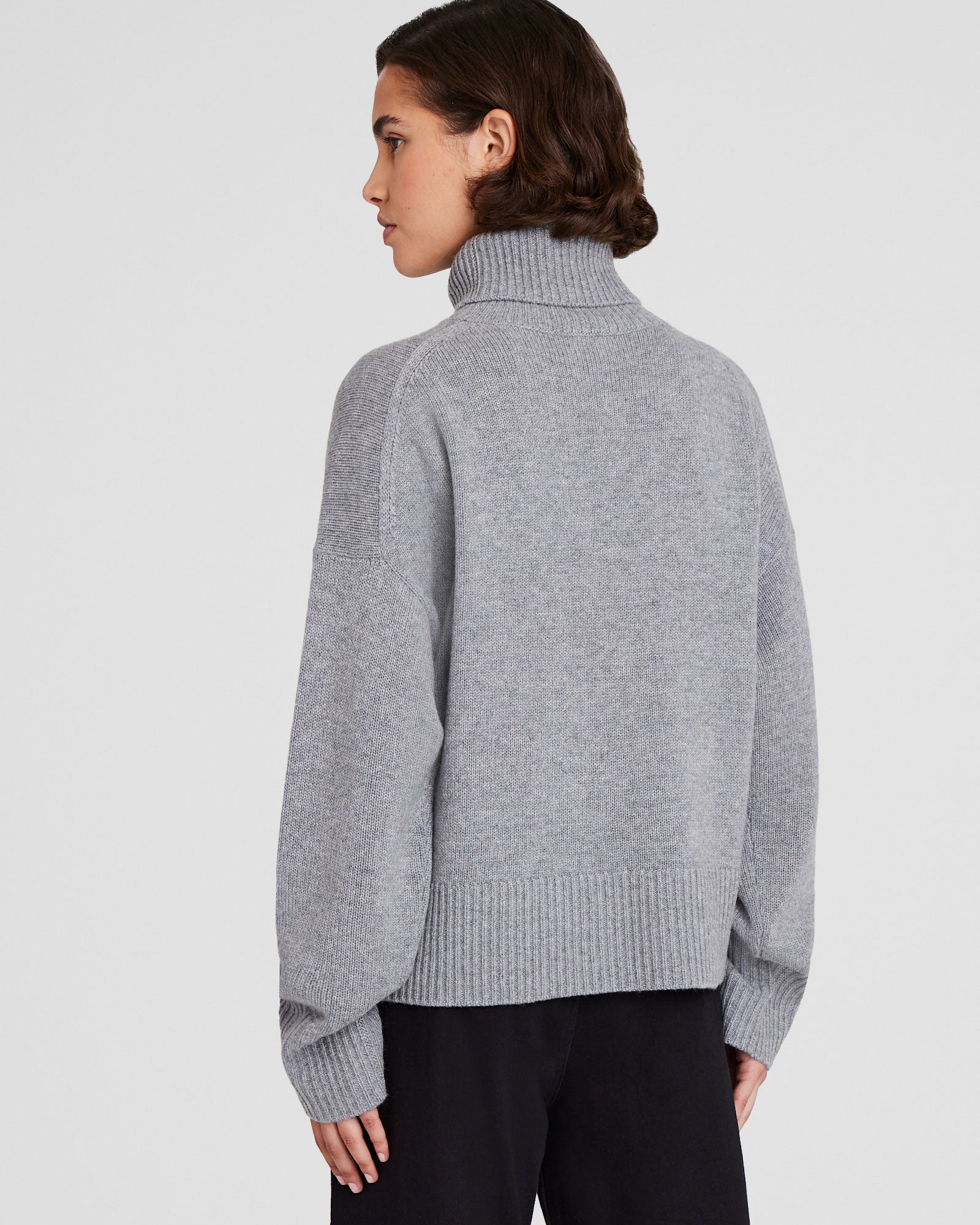 CLUB MONACO - Cashmere Turtleneck Pullover Sweater - Medium Heather Grey