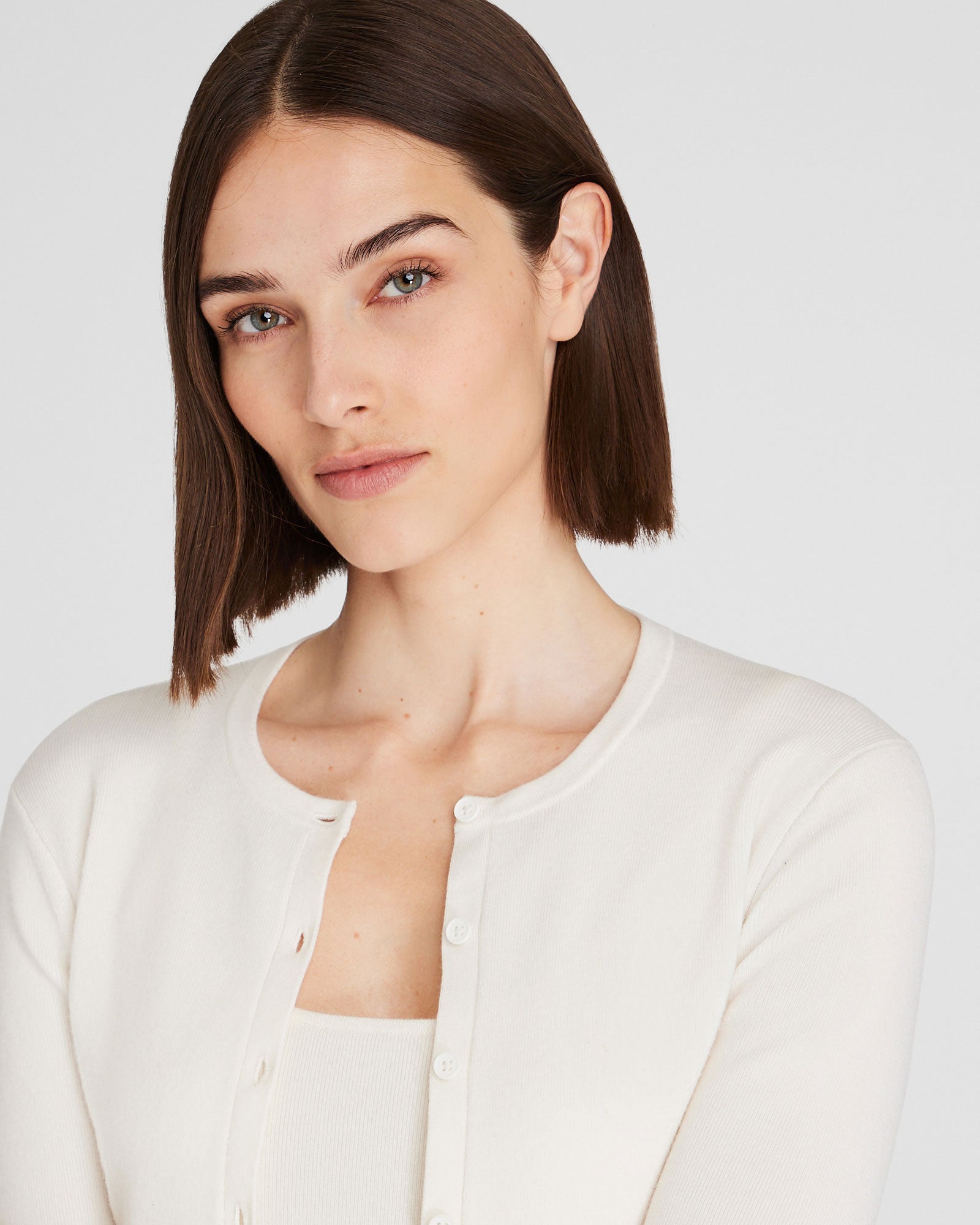 CLUB MONACO - Merino Rib Cropped Cardigan - Ivory
