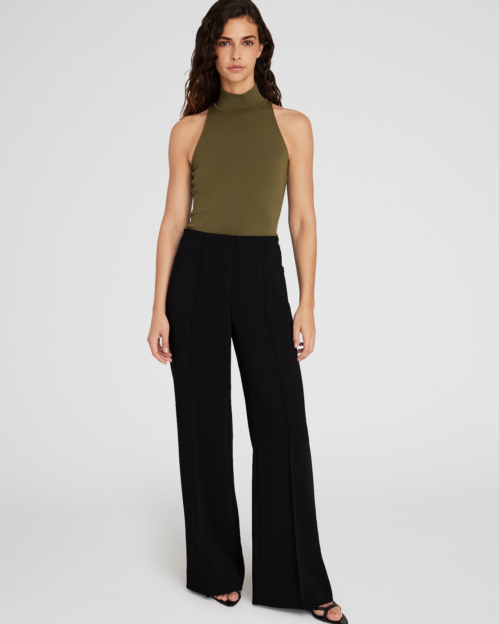 CLUB MONACO - Sleeveless Mockneck Top - Peat Moss