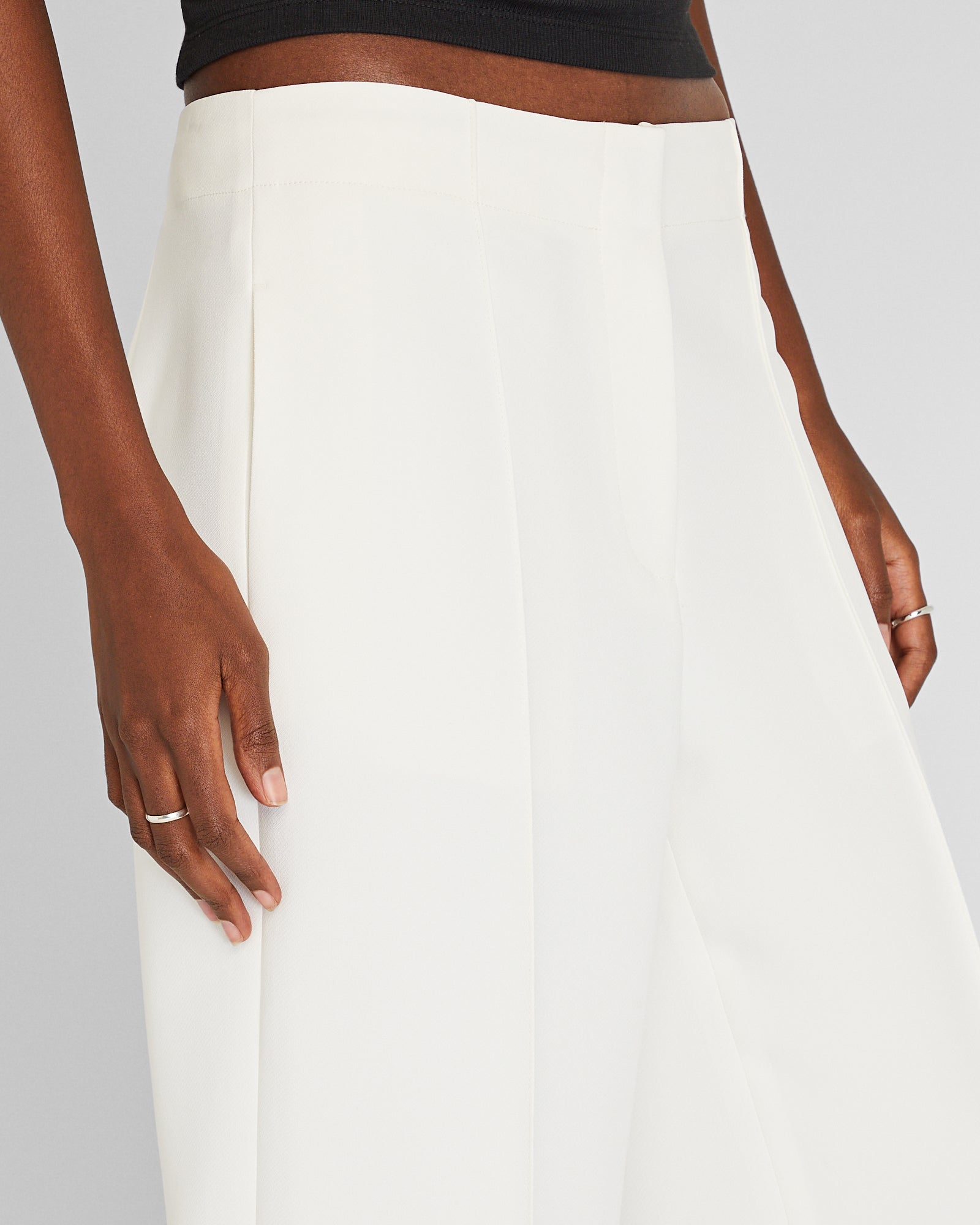 CLUB MONACO - Pantalon en crêpe à taille haute - Blanc Cassé