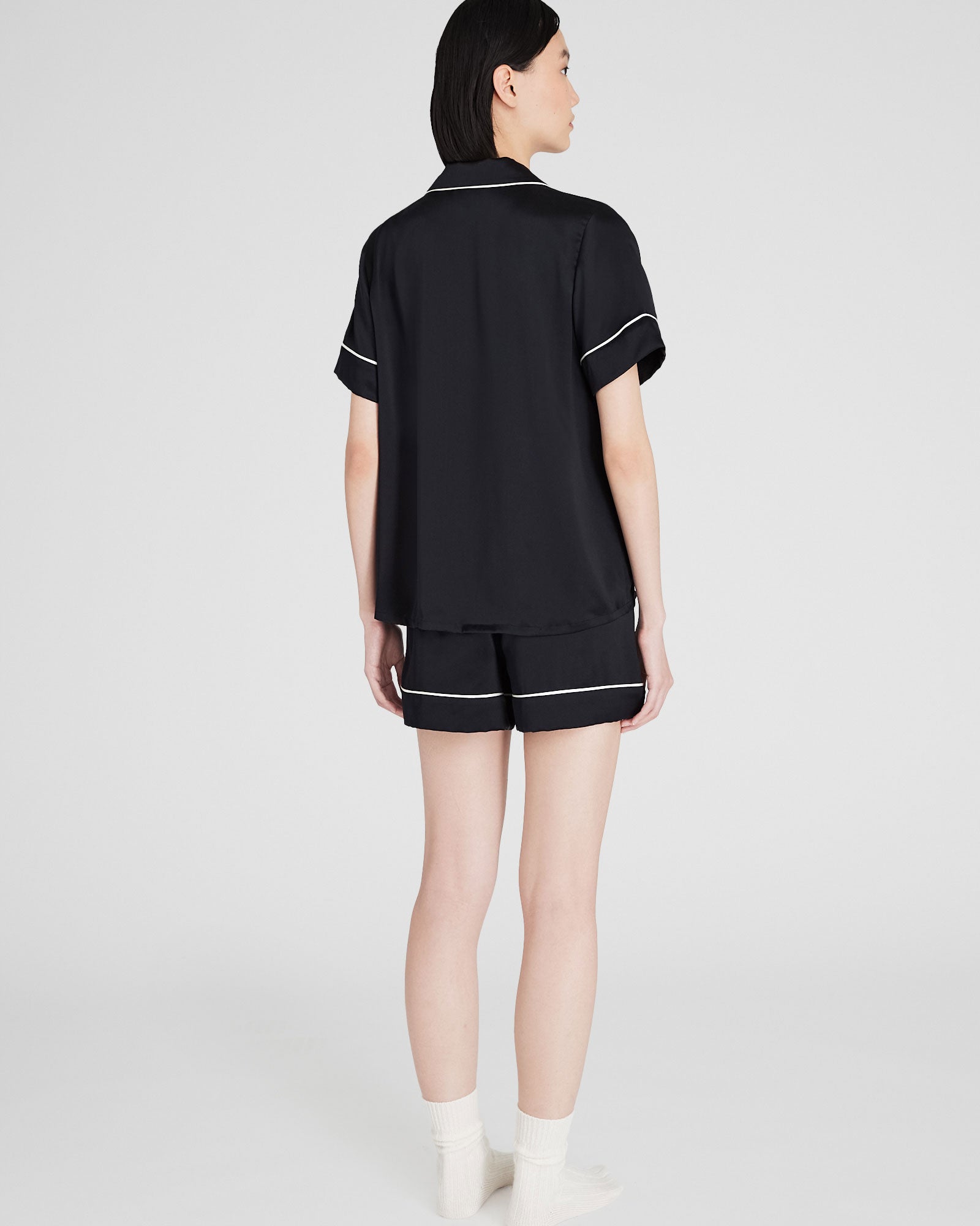 CLUB MONACO - Ensemble pyjama en soie à manches courtes - Noir