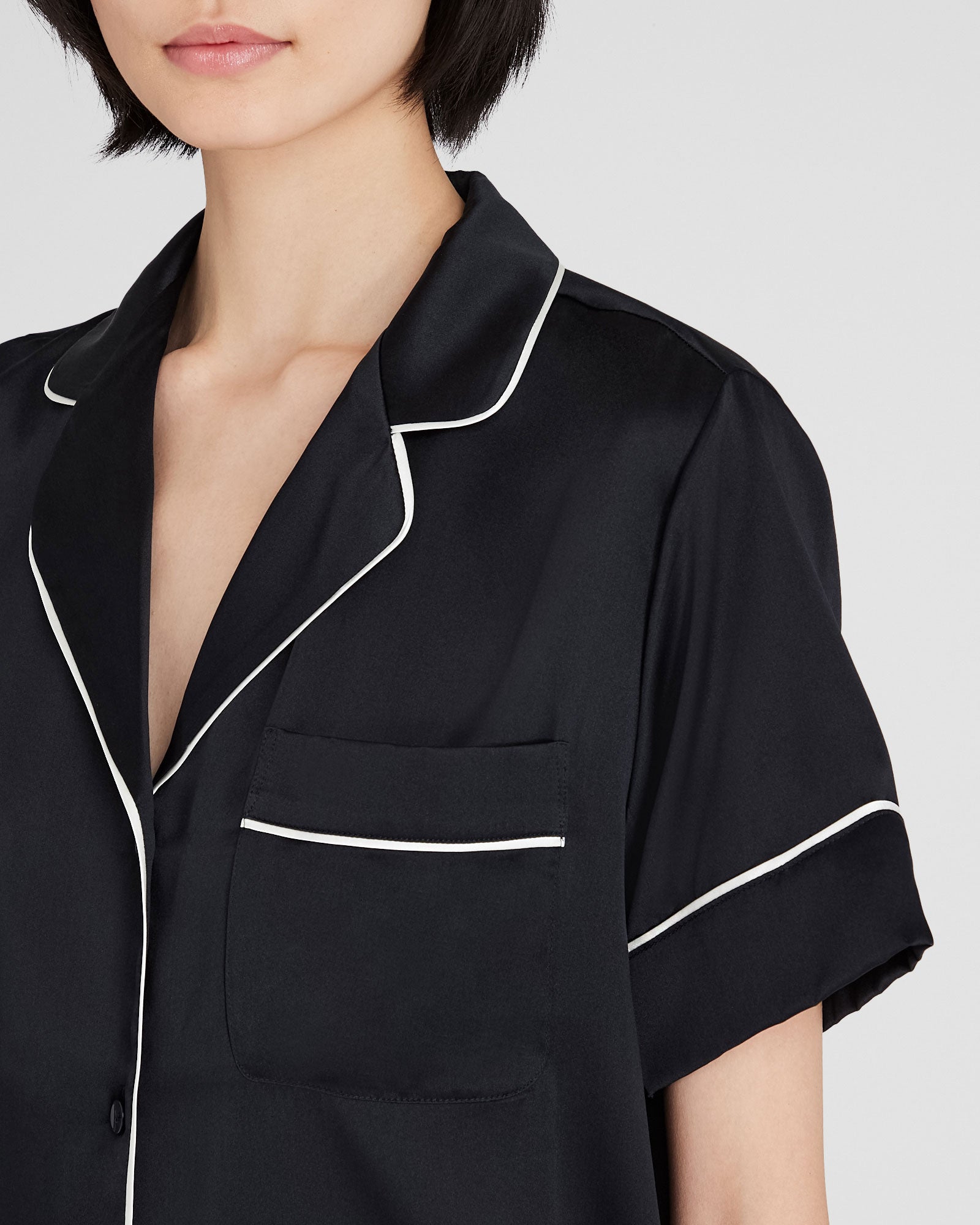 CLUB MONACO - Ensemble pyjama en soie à manches courtes - Noir