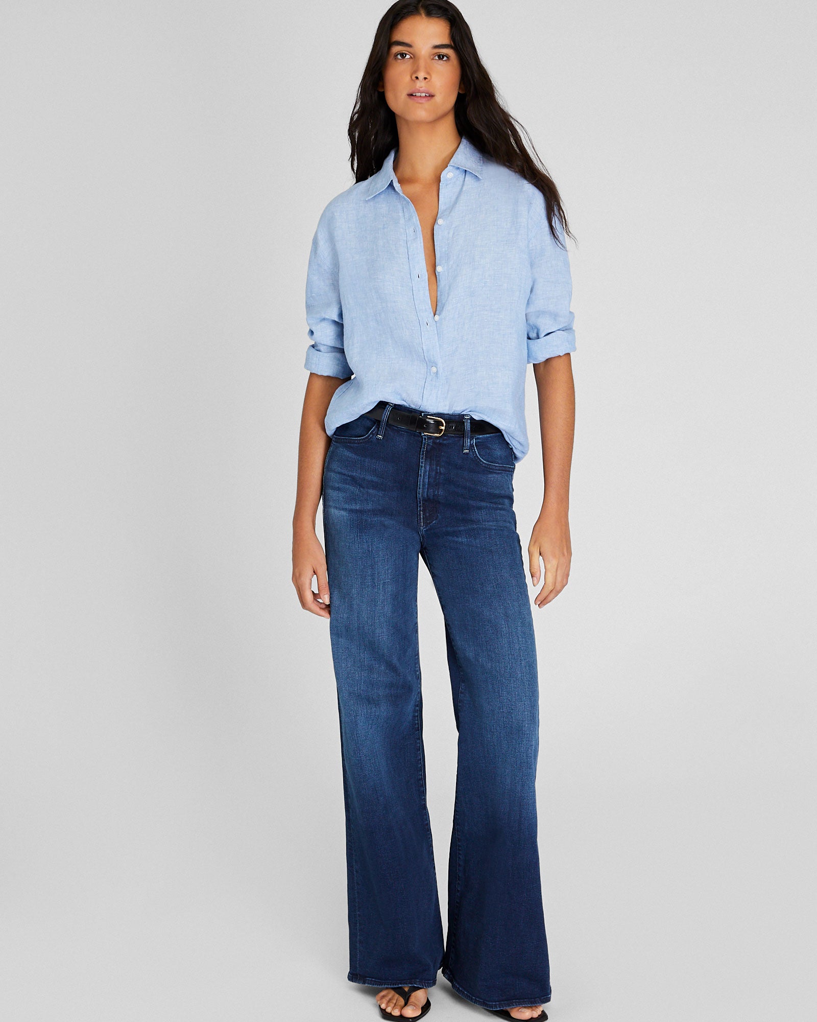 CLUB MONACO - MOTHER The Hustler Roller Sneak Jeans - Medium Denim