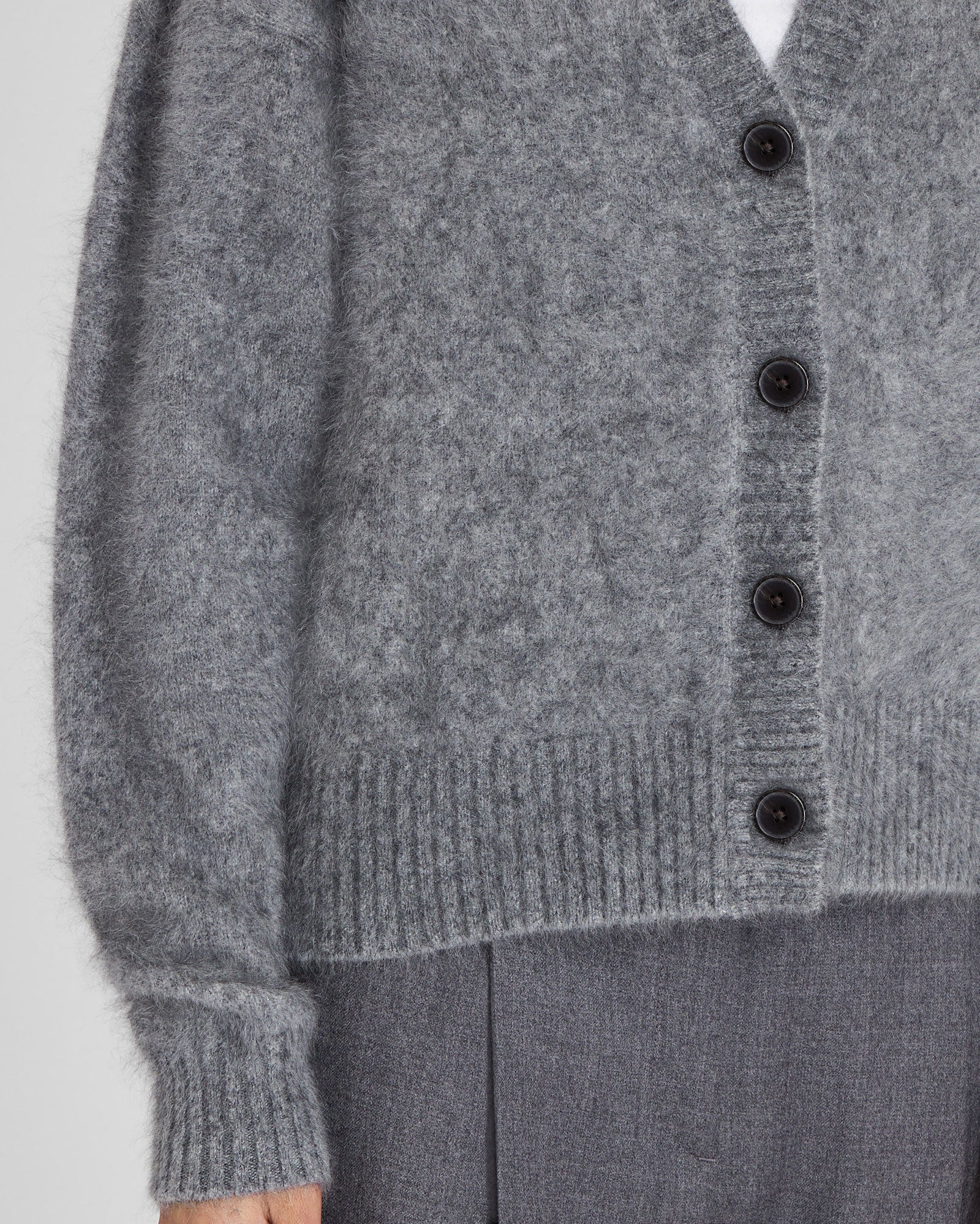 CLUB MONACO - Cardigan en cachemire brossé - Gris Chiné Moyen