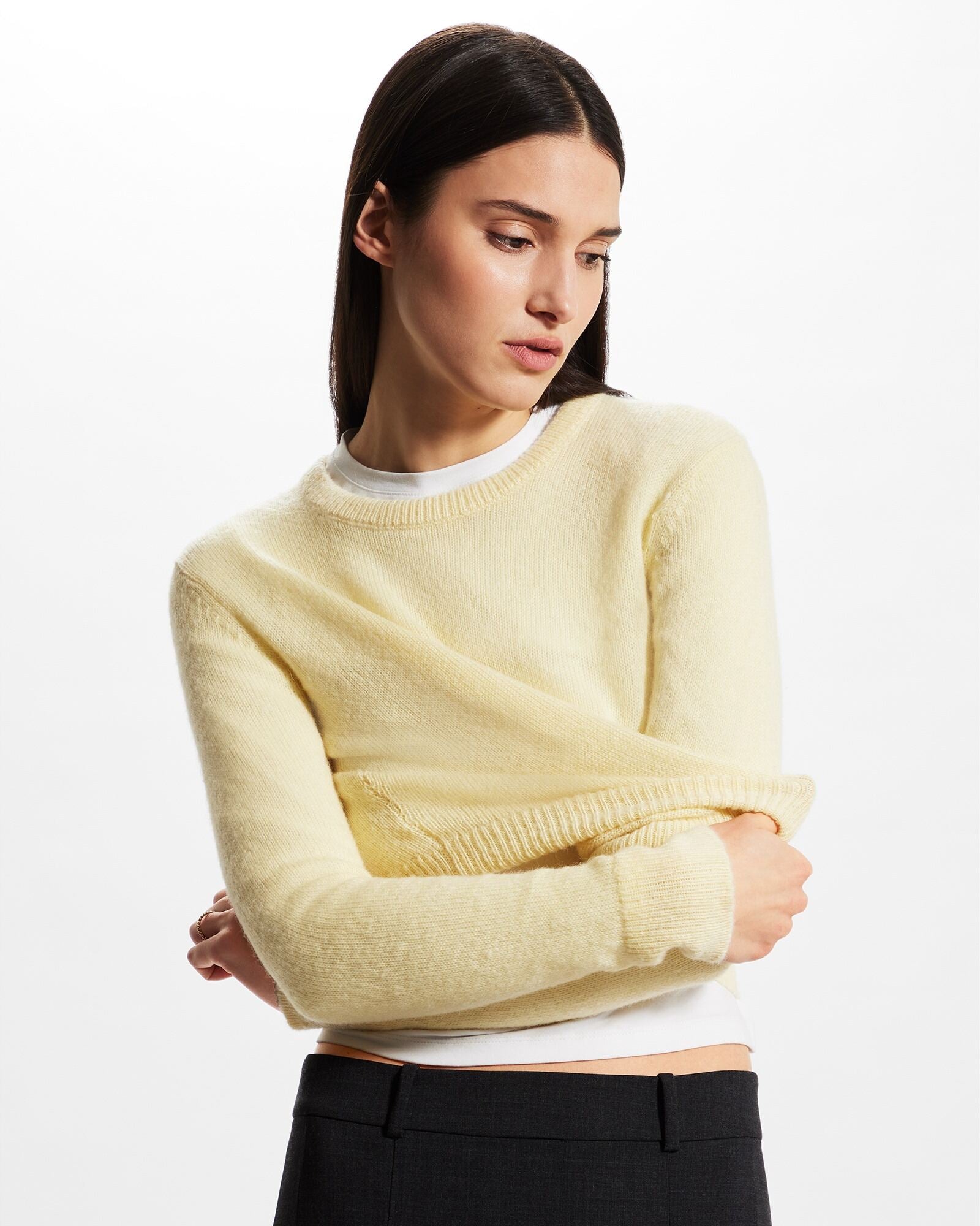 CLUB MONACO - Pull ras du cou en mélange de mohair - Jaune Pâle