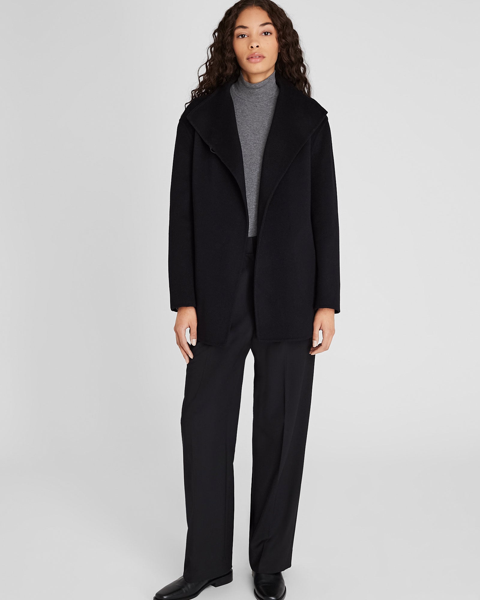 CLUB MONACO - Veste ceinturée en cachemire - Noir