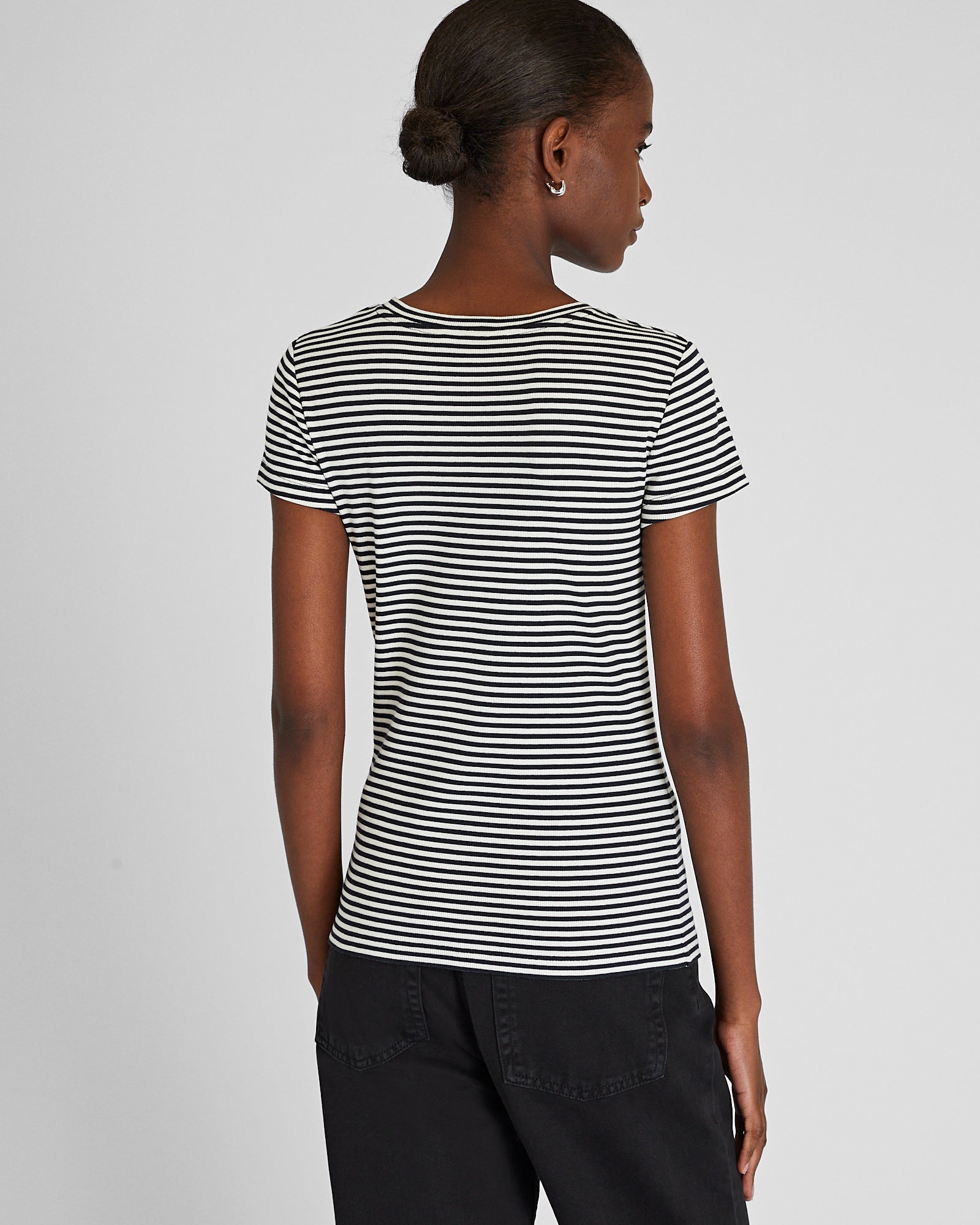 CLUB MONACO - Bowee Tee - Black