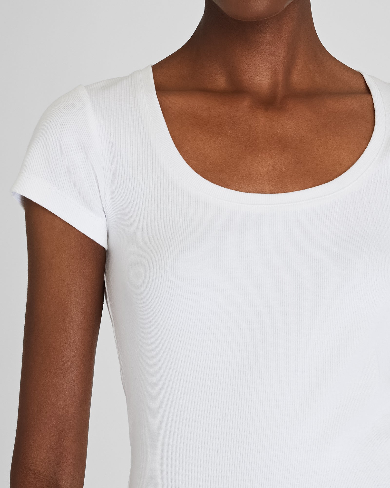 CLUB MONACO - Bowee Scoop Neck Tee - White