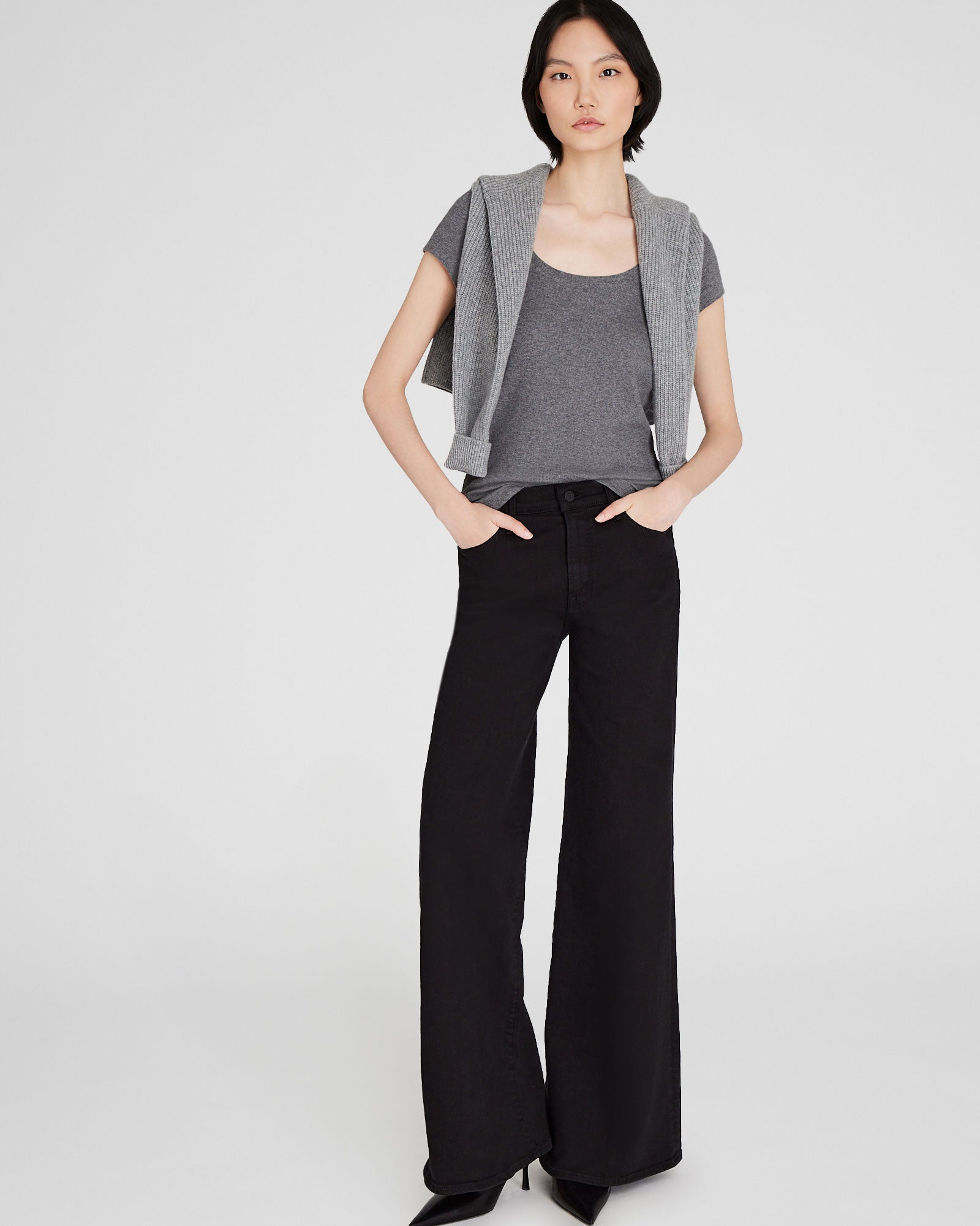 CLUB MONACO - Bowee Scoop Neck Tee - Medium Heather Grey