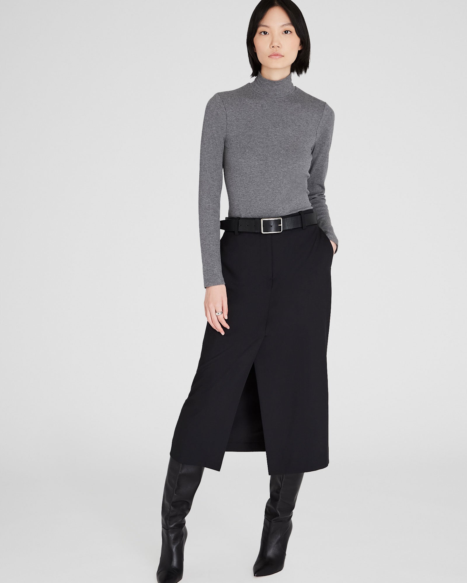 CLUB MONACO - Bowee Turtleneck - Medium Heather Grey