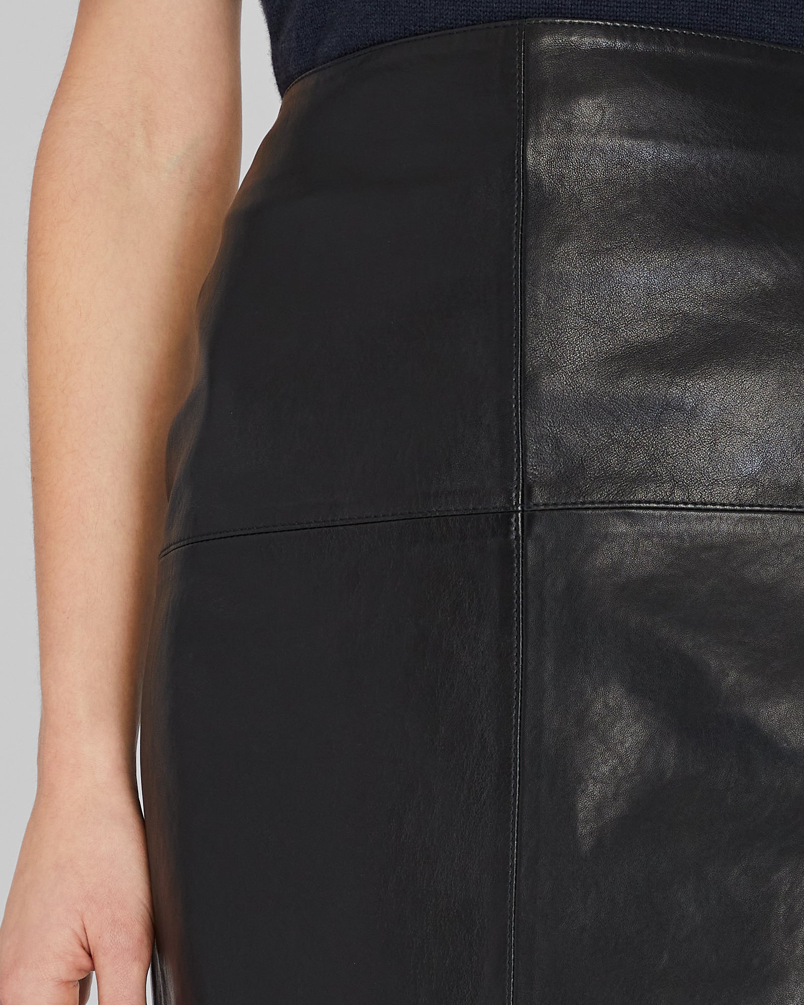 CLUB MONACO - Leather Midi Pencil Skirt - Noir