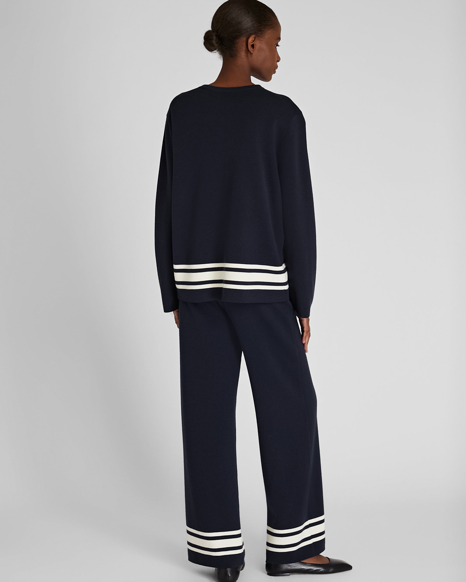 CLUB MONACO - Stripe Border Sweater Pant - Twilight Navy