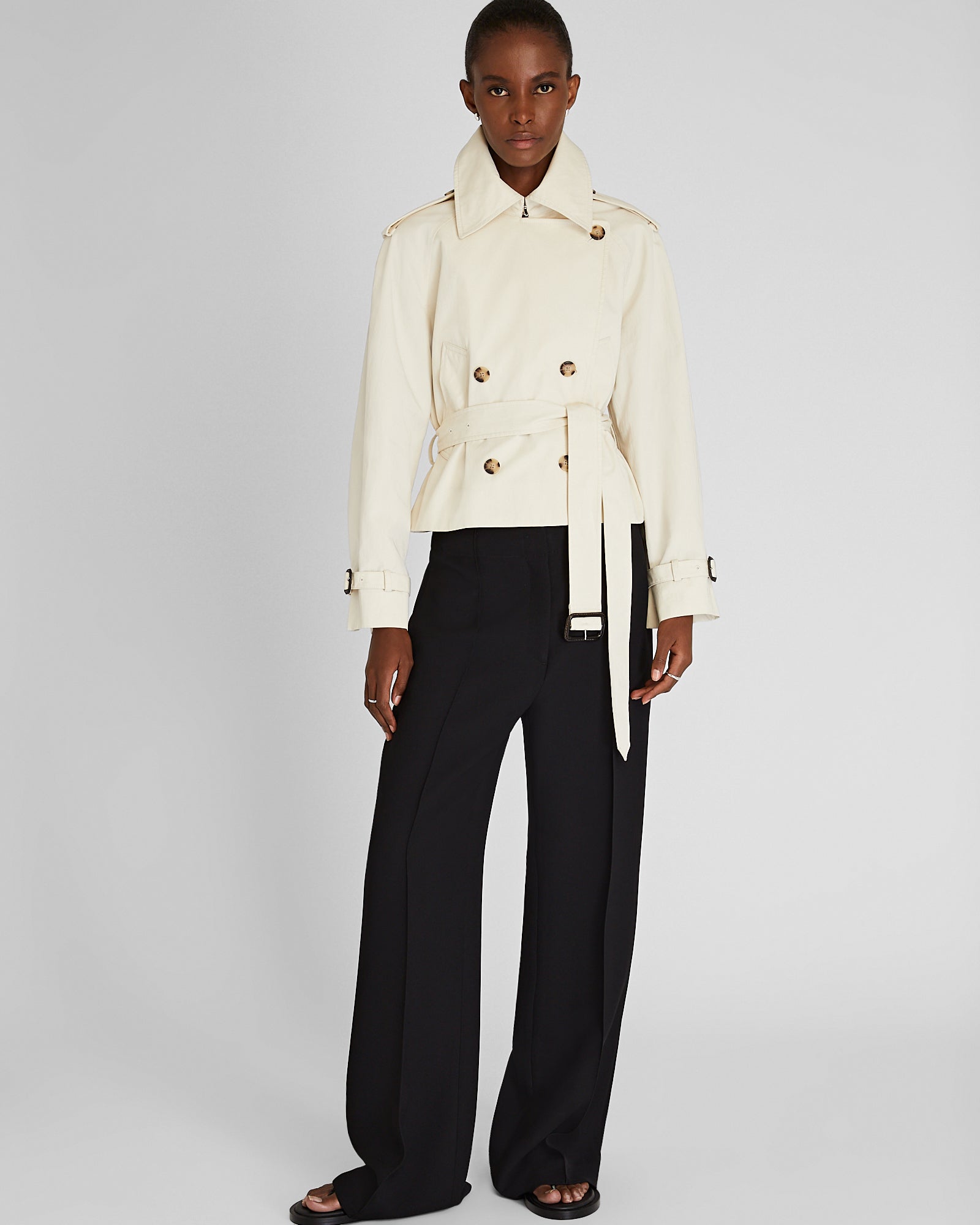 CLUB MONACO - Cropped Monaco Trench - Ecru