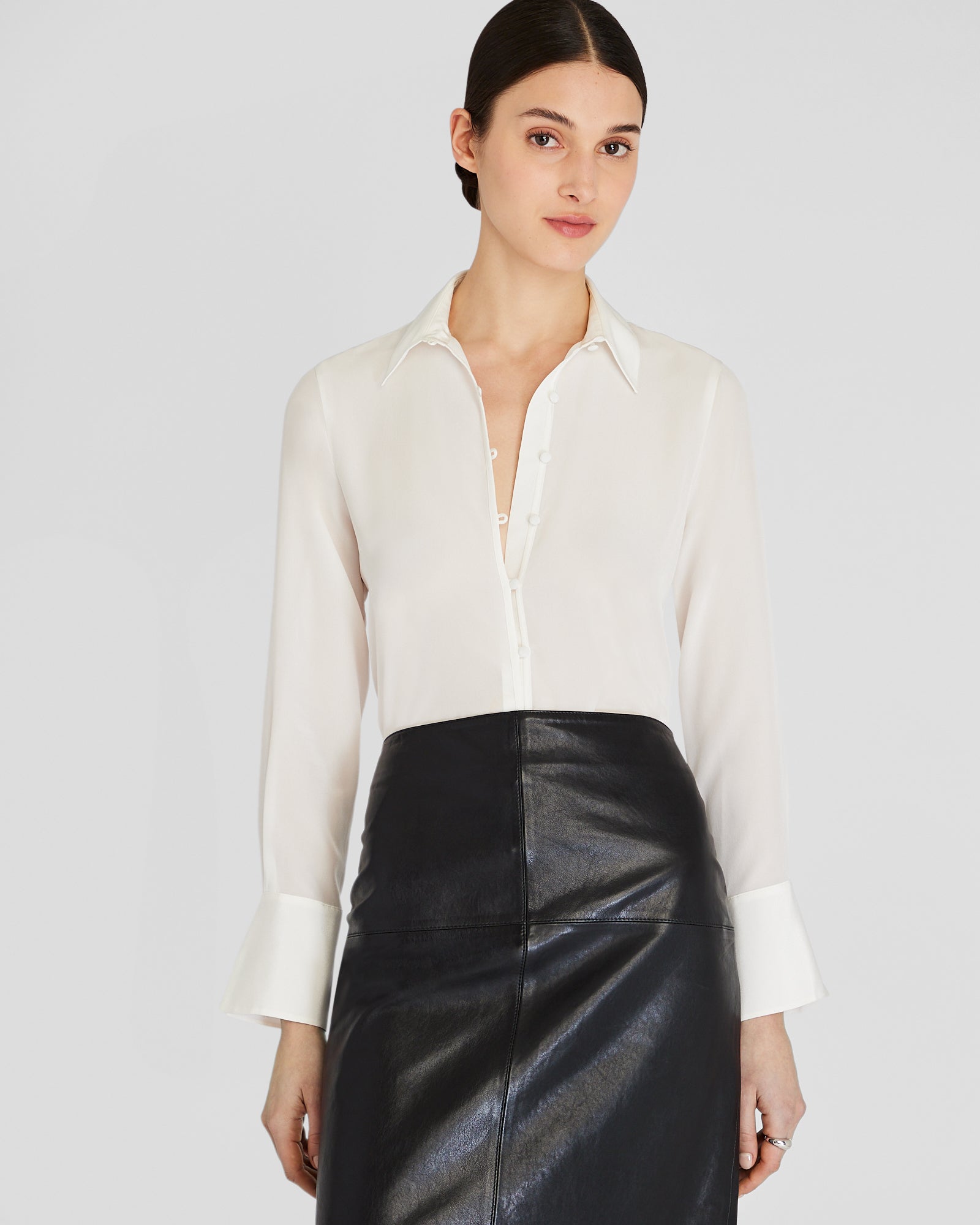 CLUB MONACO - Silk Covered-Button Blouse - Blanc
