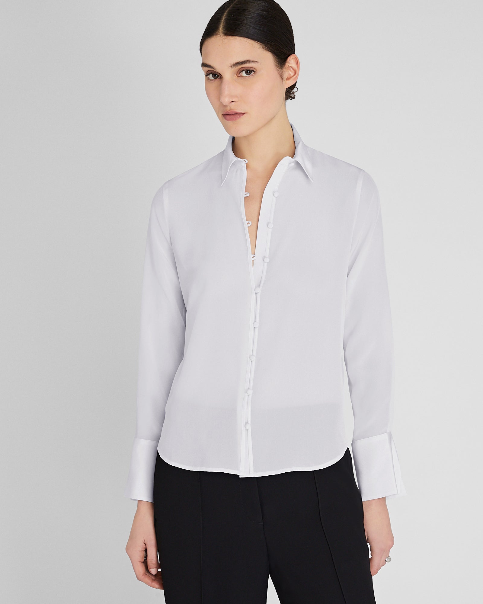CLUB MONACO - Silk Covered-Button Blouse - Lumière du ciel