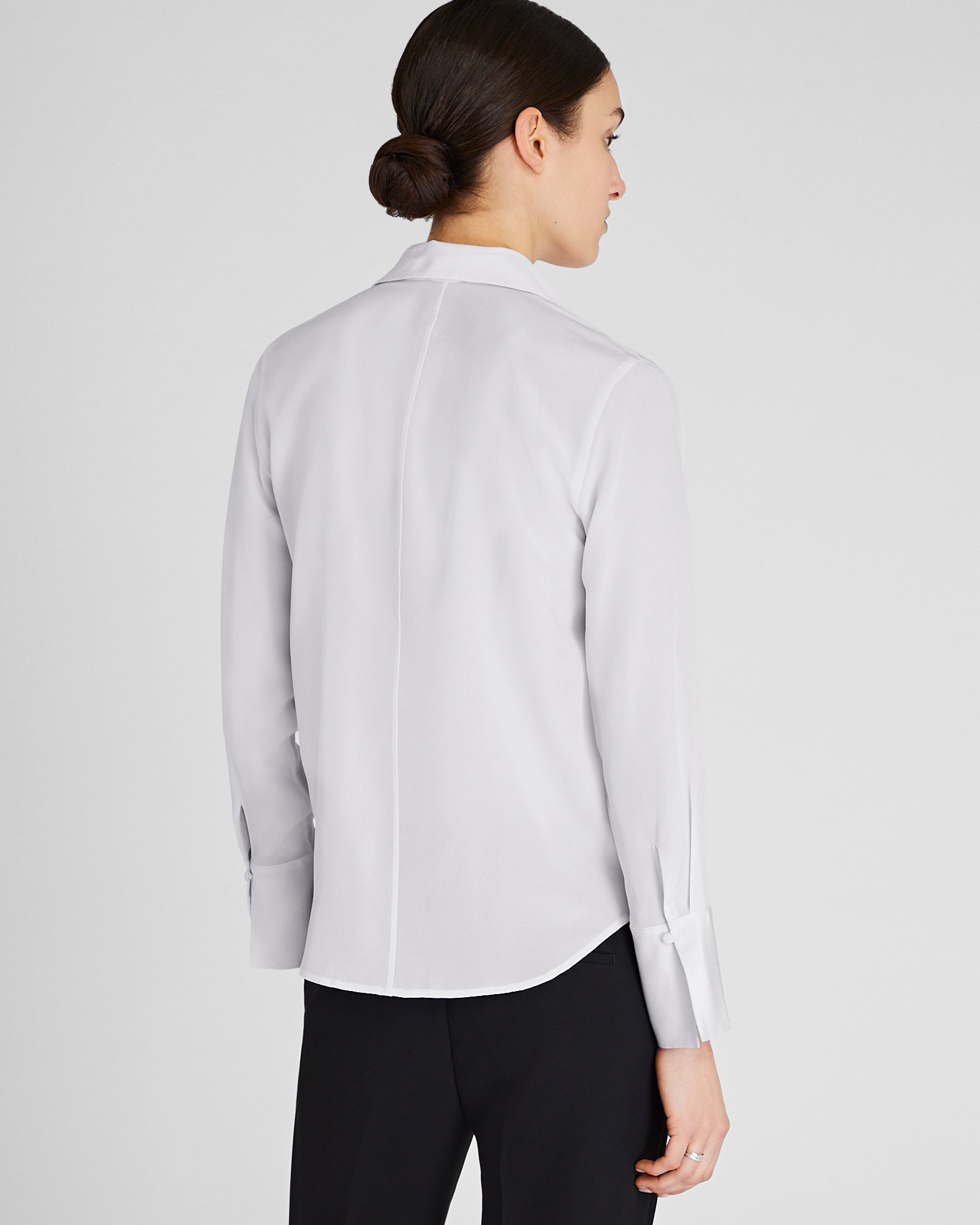 CLUB MONACO - Silk Covered-Button Blouse - Lumière du ciel