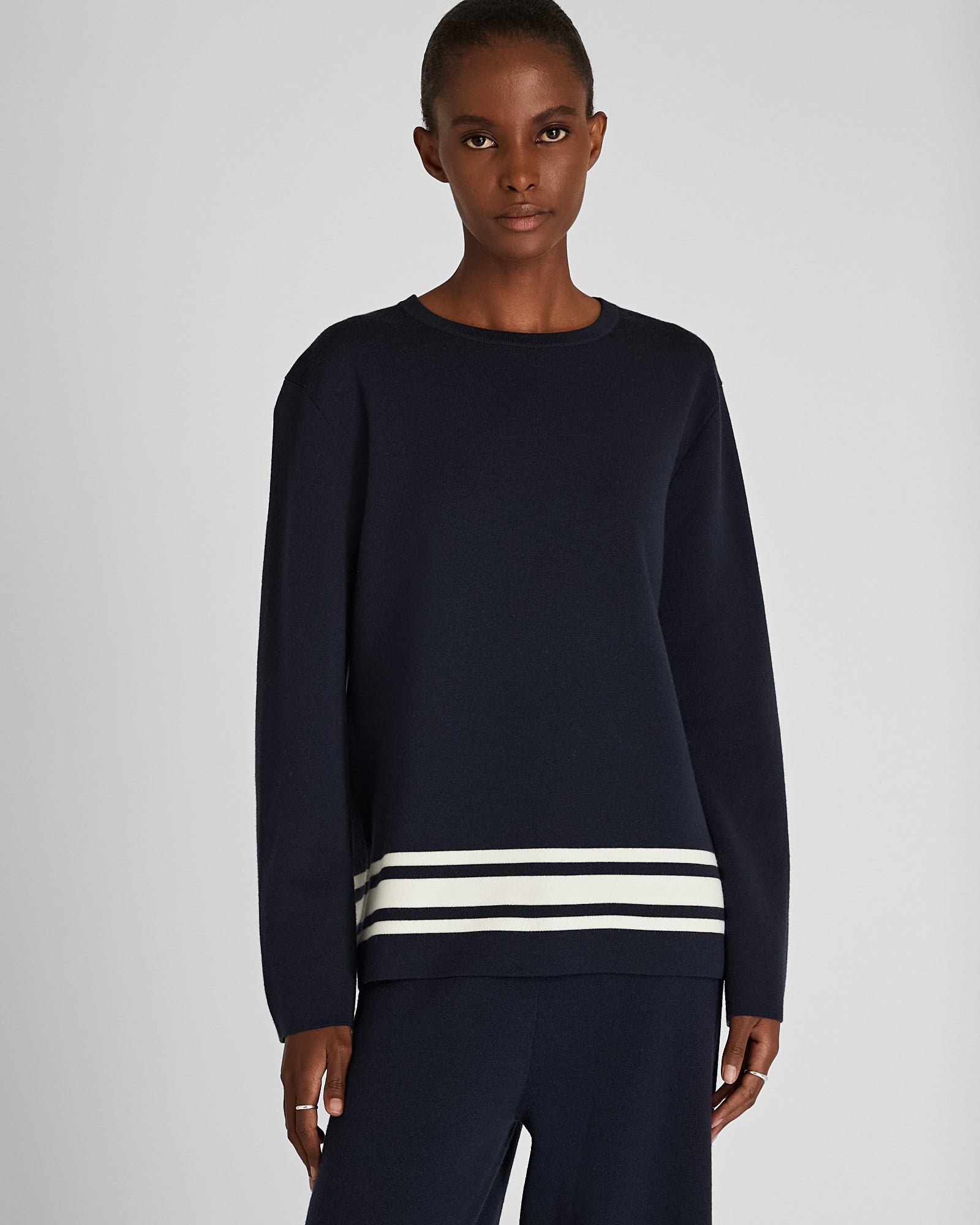 CLUB MONACO - Chandail à rayures bordées en tricot double - Marine crépusculaire
