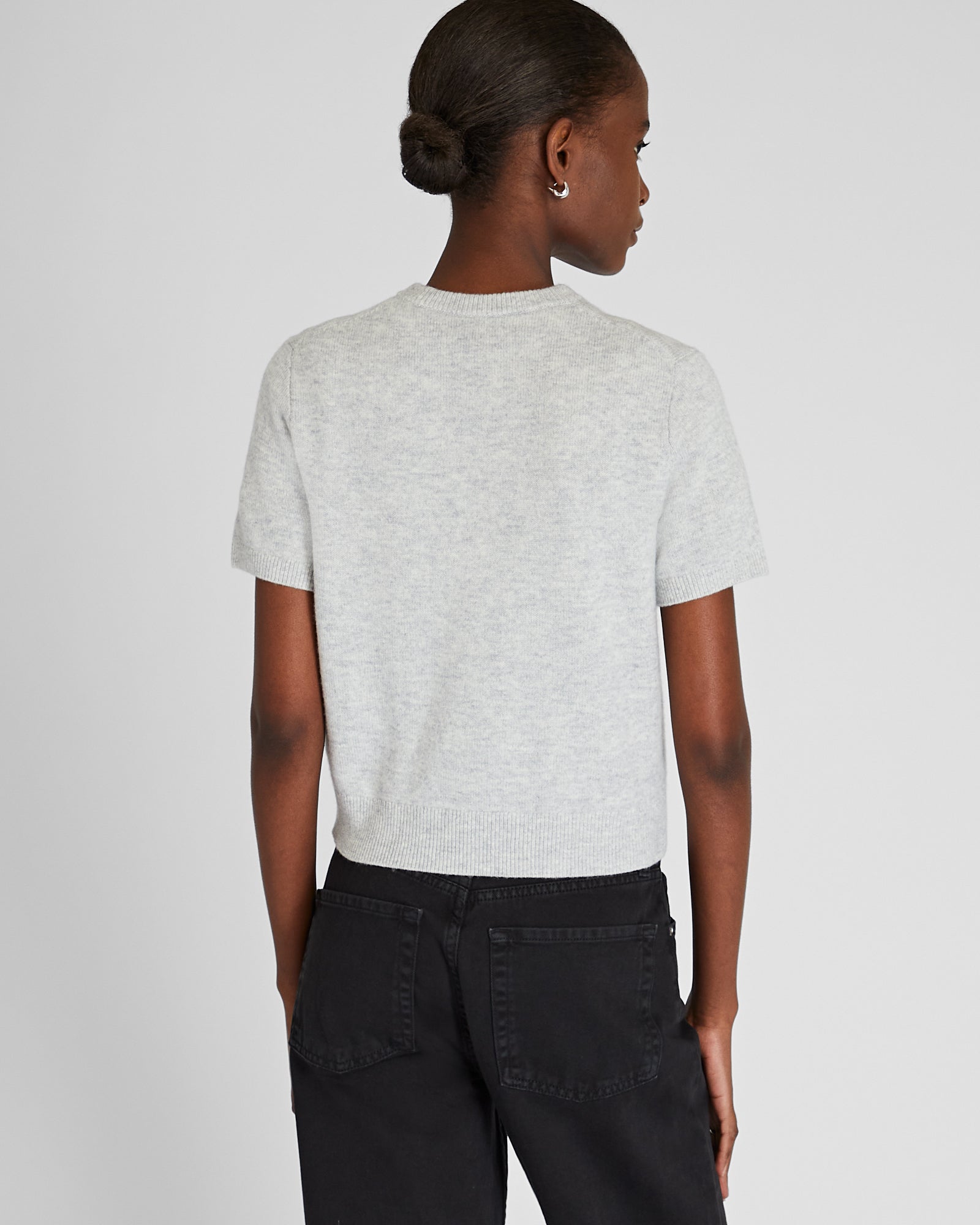 CLUB MONACO - Cashmere Blend Shrunken Crew Neck Sweater - Light Grey