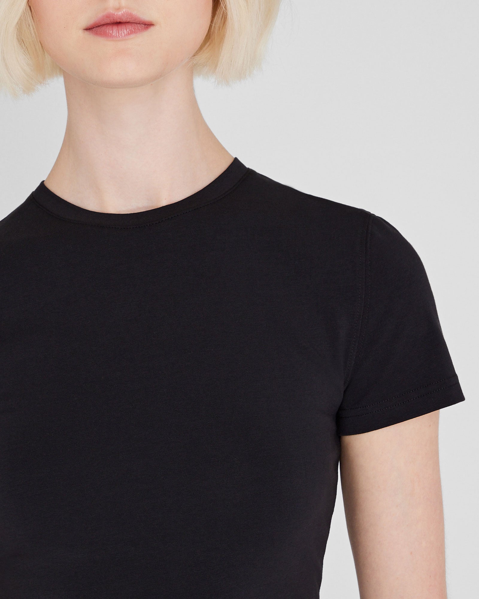 CLUB MONACO - Contour Tee - Black
