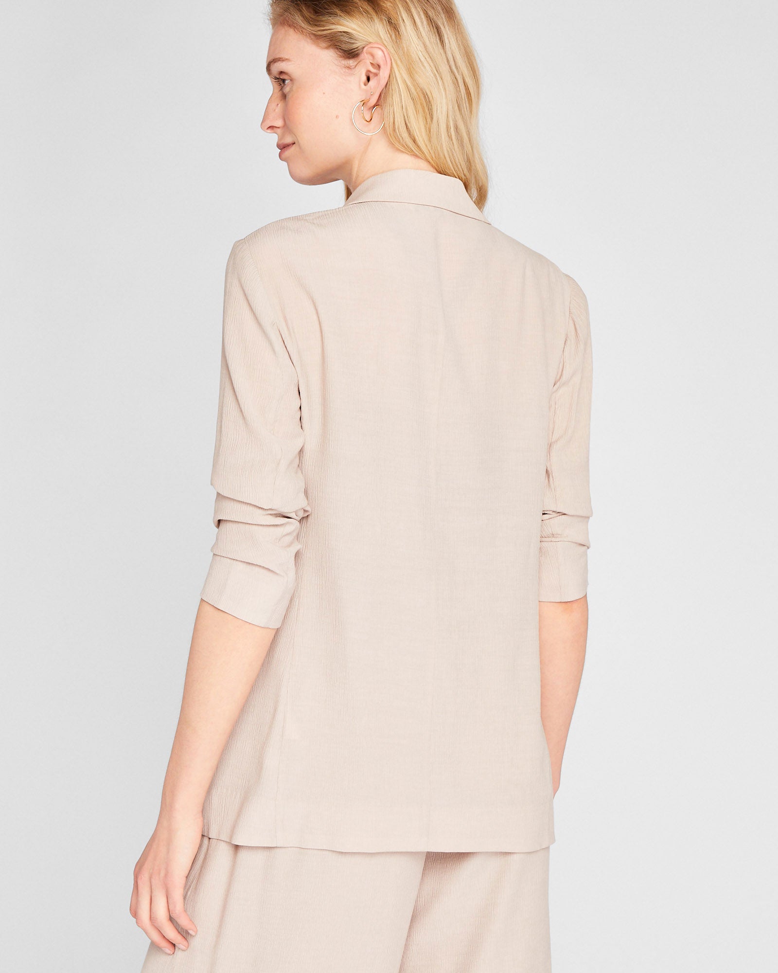 CLUB MONACO - Crinkle Blazer - Light Grey
