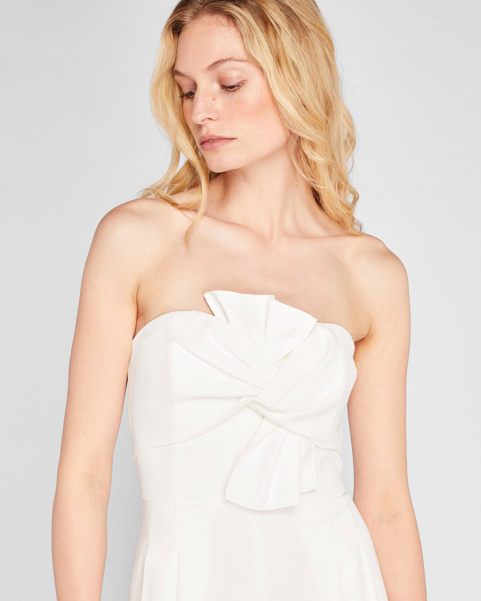 CLUB MONACO - Combinaison sans bretelles torsadée - Blanc De Blanc