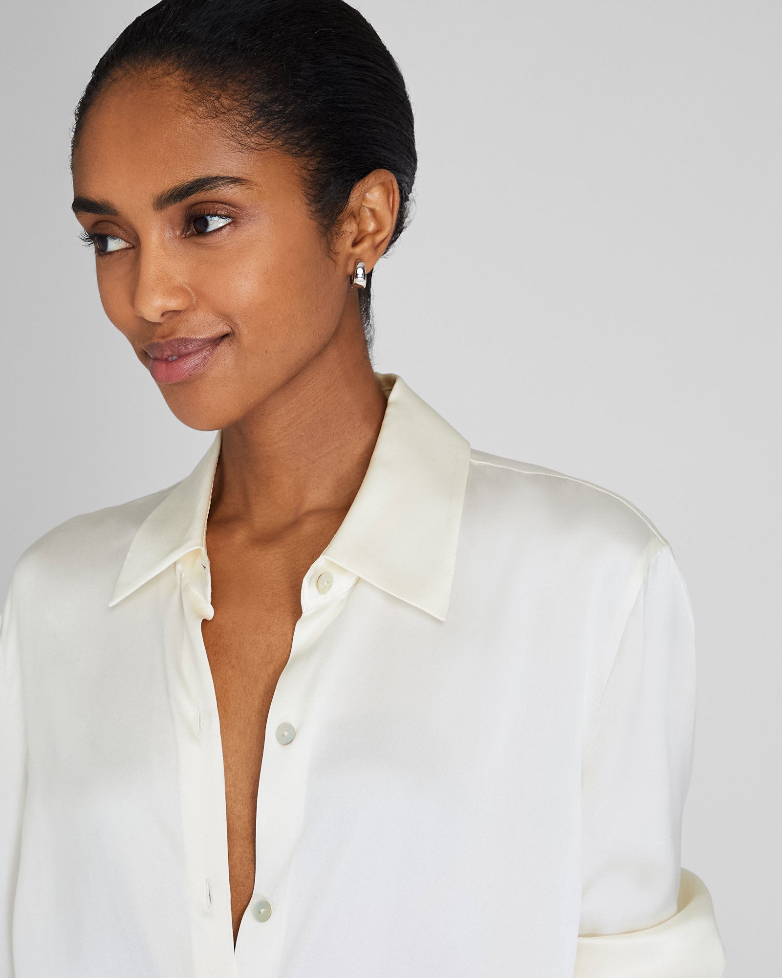CLUB MONACO - Blouse boutonnée en soie charmeuse - Blanc Neige