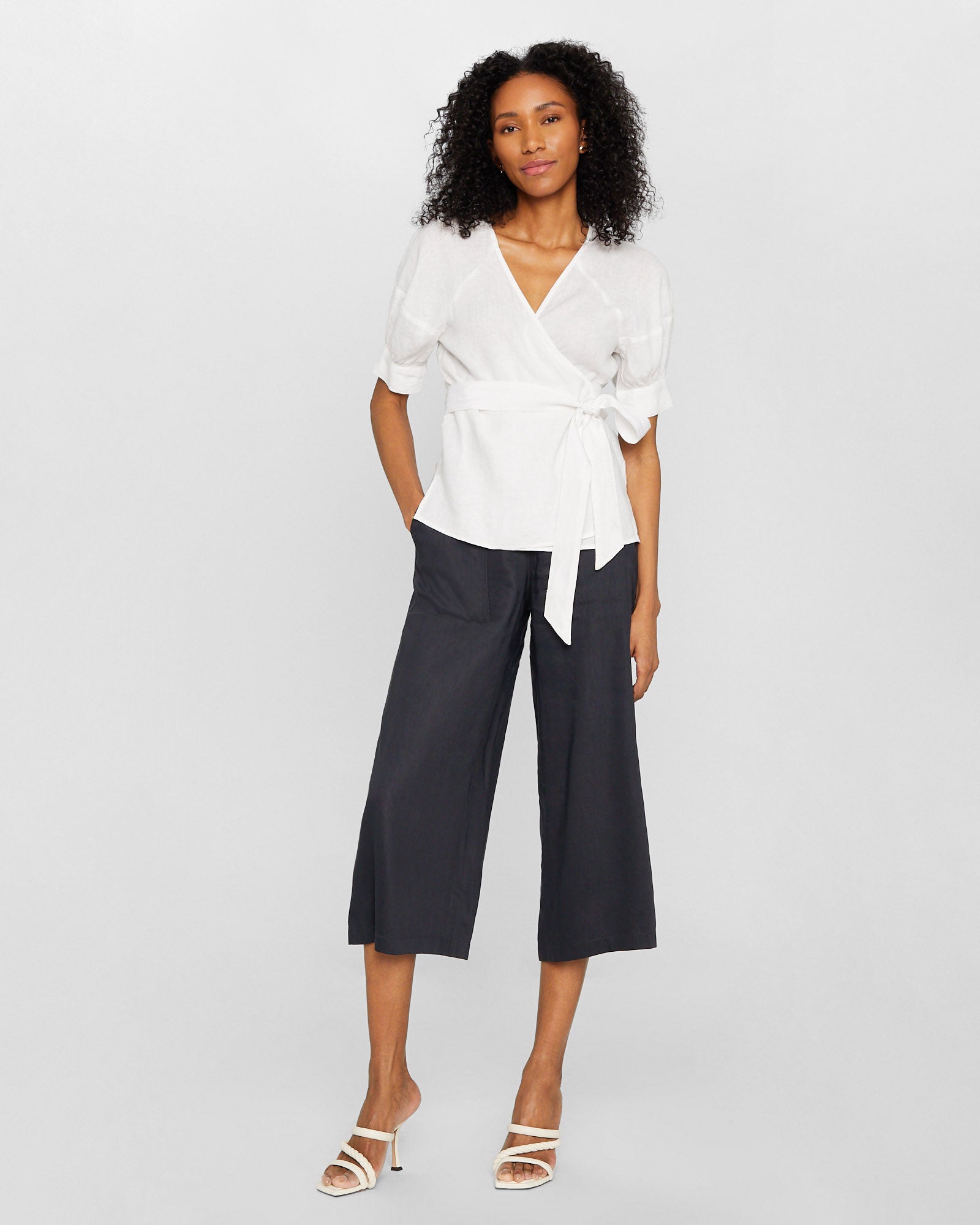 CLUB MONACO - Linen Wrap Top - White