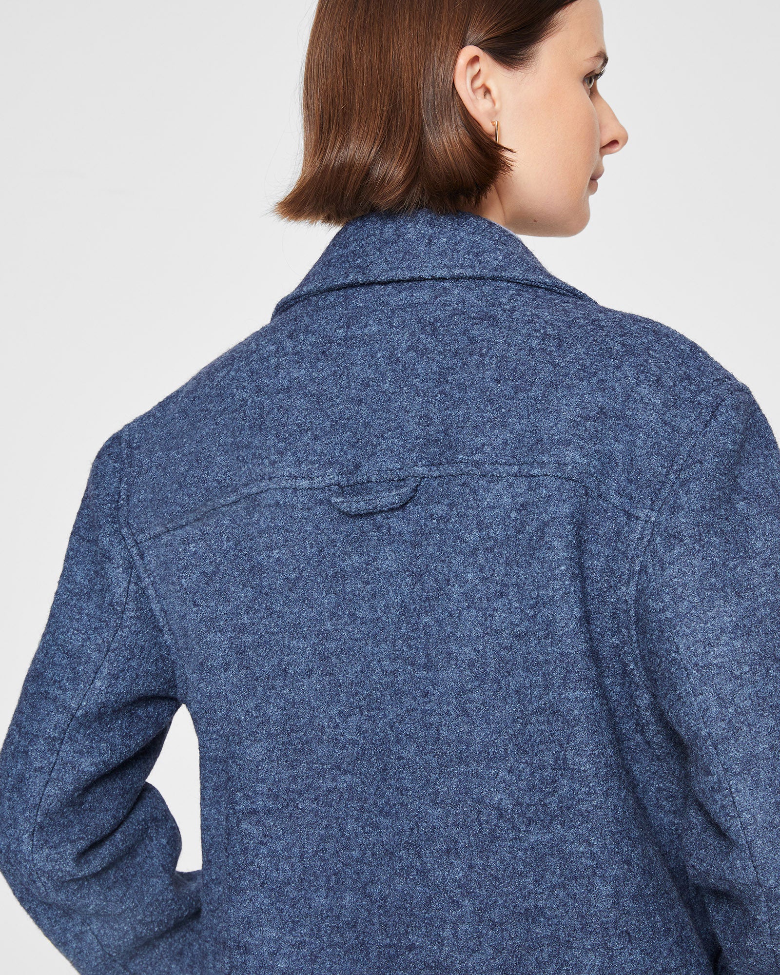 CLUB MONACO - Cozy Shirt Jacket - Heather Blue
