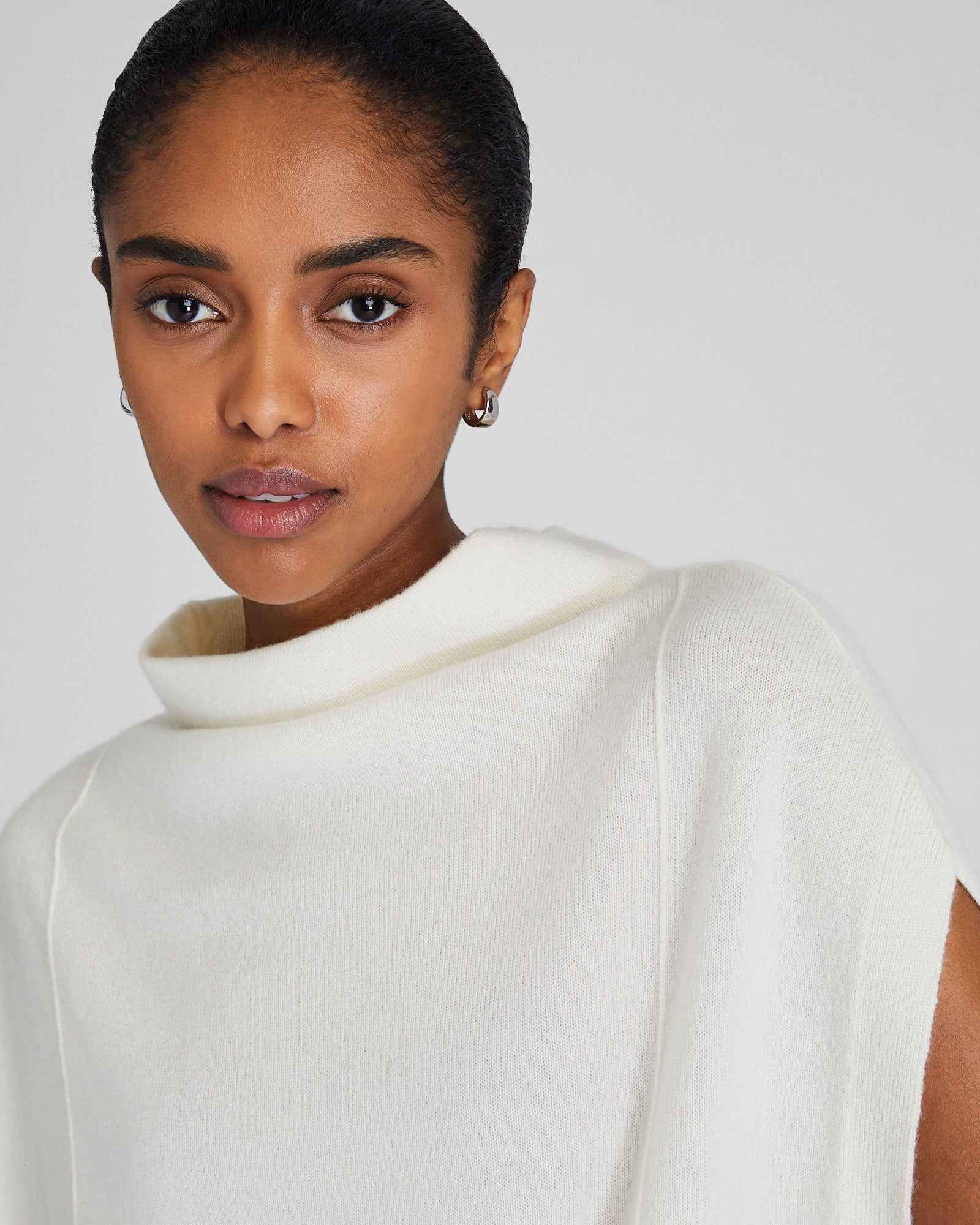 CLUB MONACO - Cashmere Abhy Sweater - Ivory