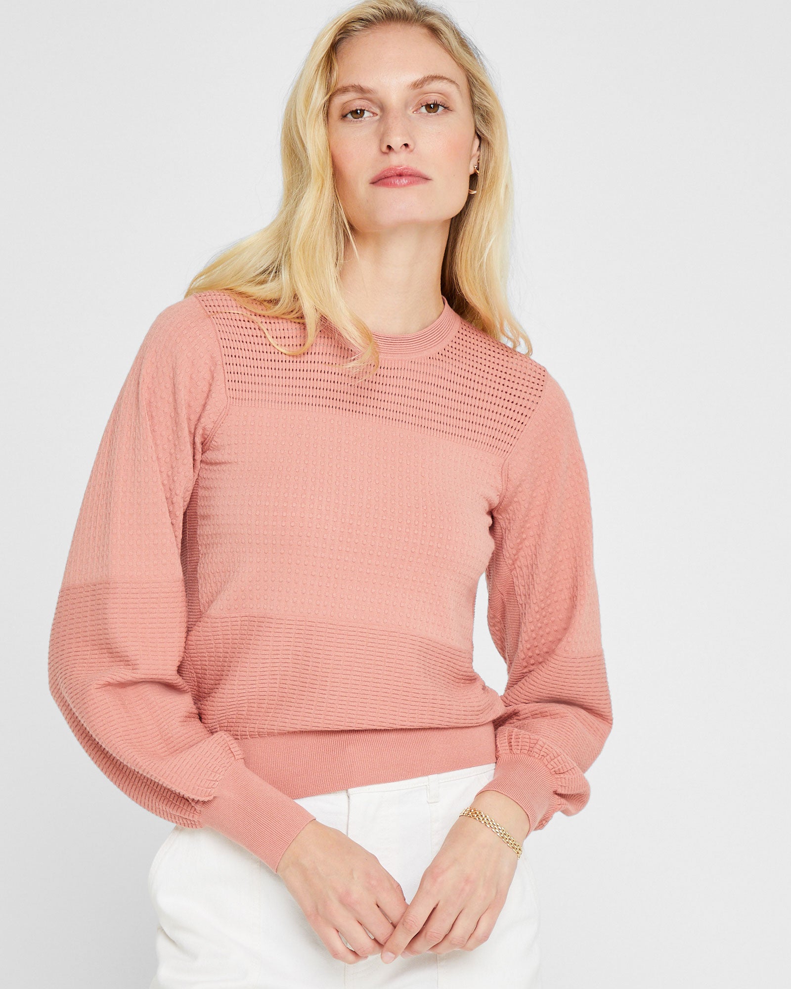 CLUB MONACO - Textured Crewneck - Dusty Pink