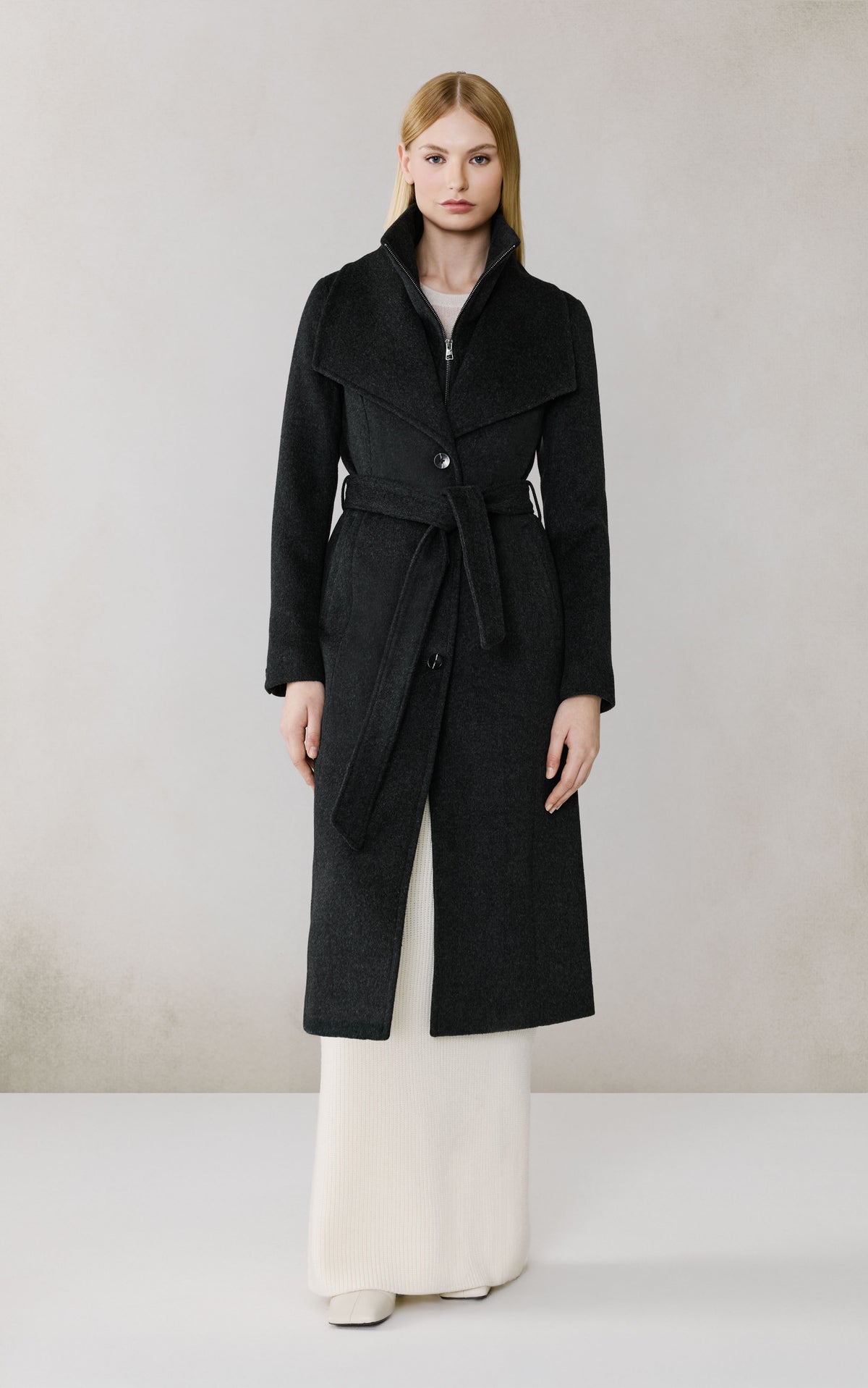 Club Monaco - SOIA & KYO Ilana-N Belted Coat in Stretch Cotton in Black Heather Grey - Noir Gris Chiné