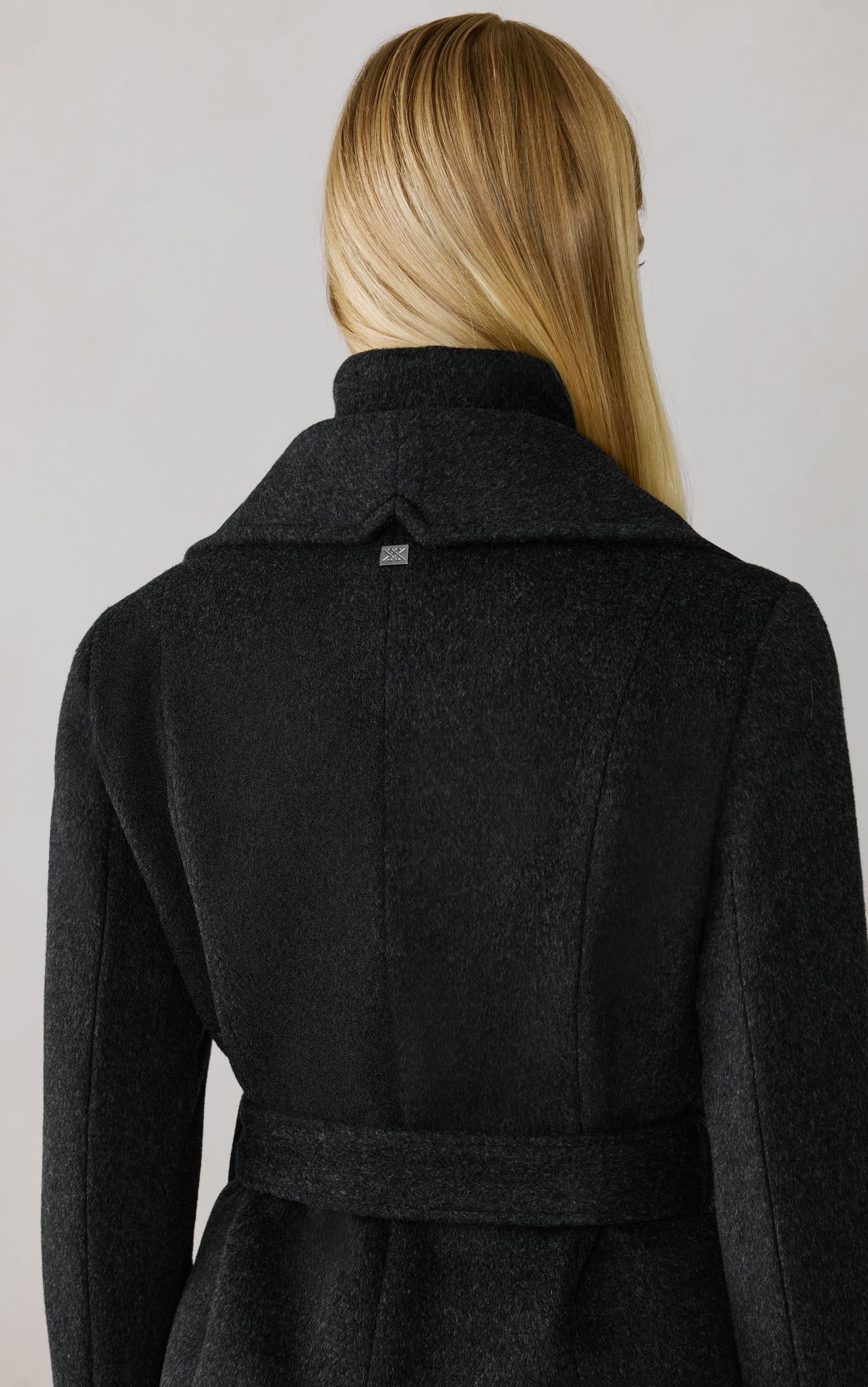 Club Monaco - SOIA & KYO Ilana-N Belted Coat in Stretch Cotton in Black Heather Grey - Noir Gris Chiné
